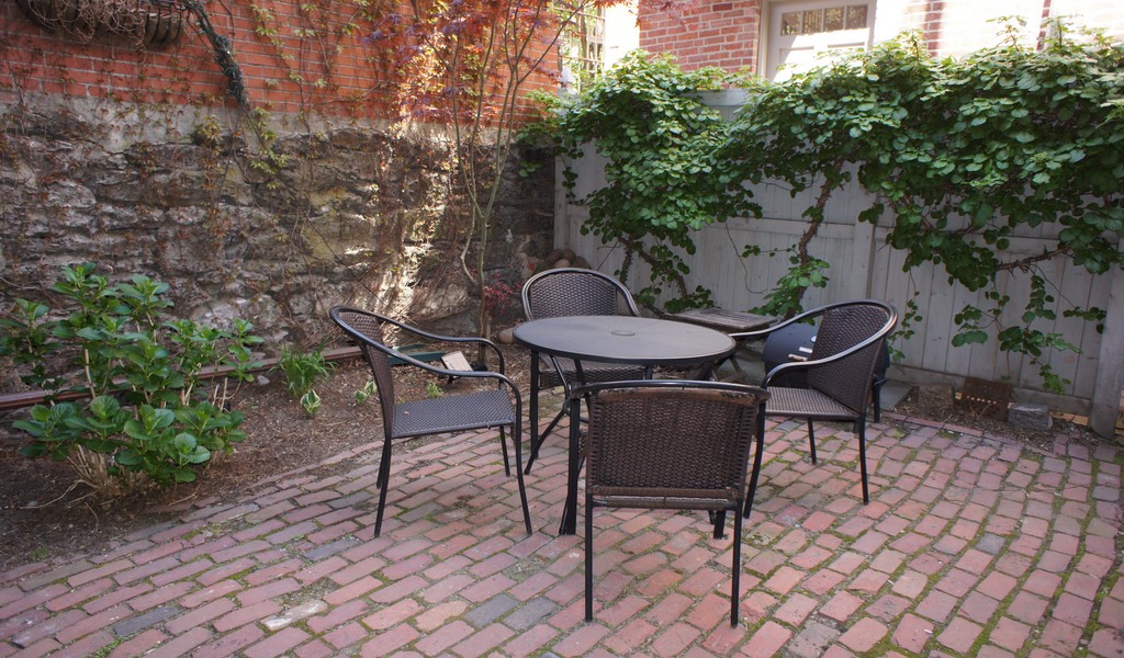 65 Dartmouth, South End