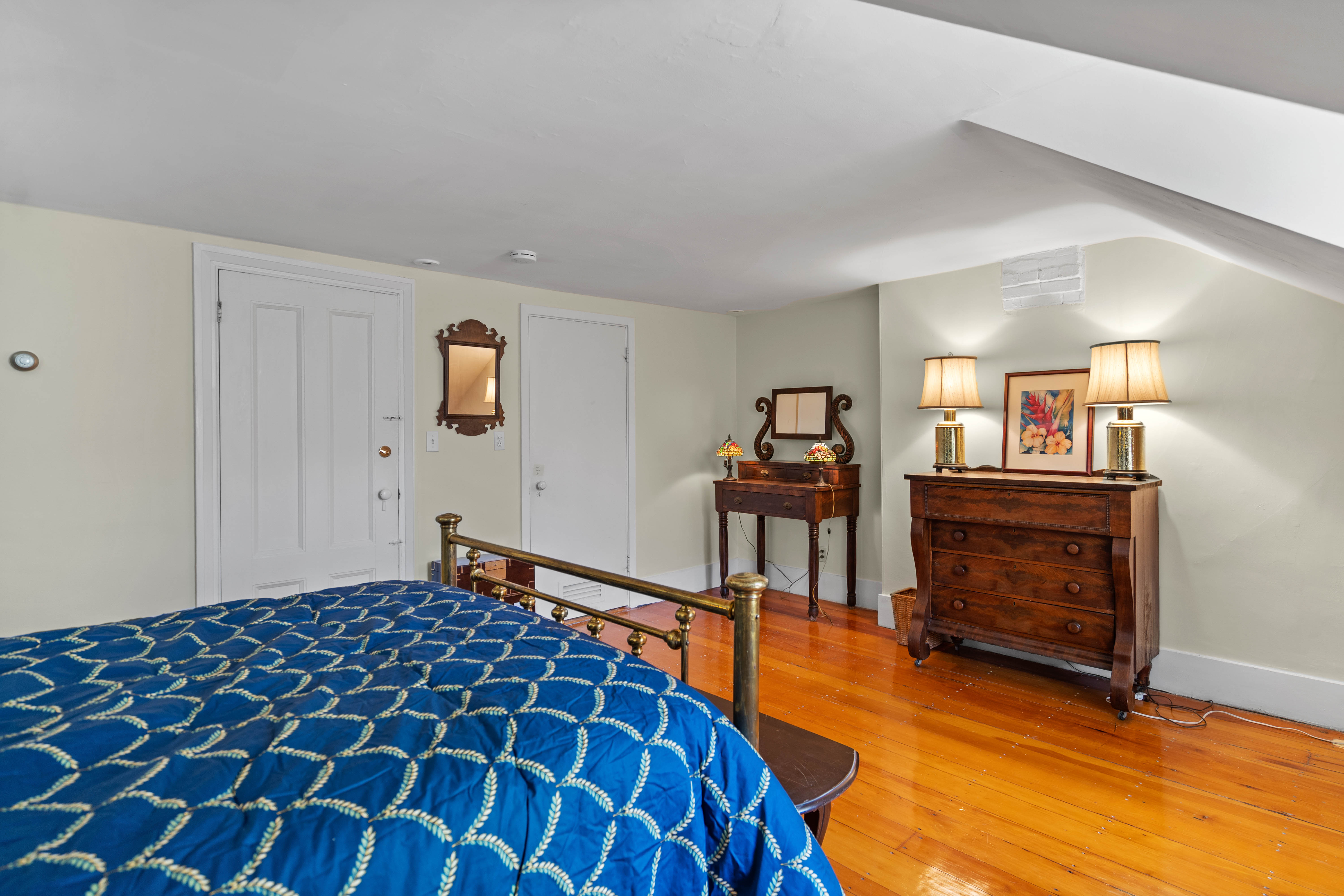 4 Louisburg Sq, Beacon Hill