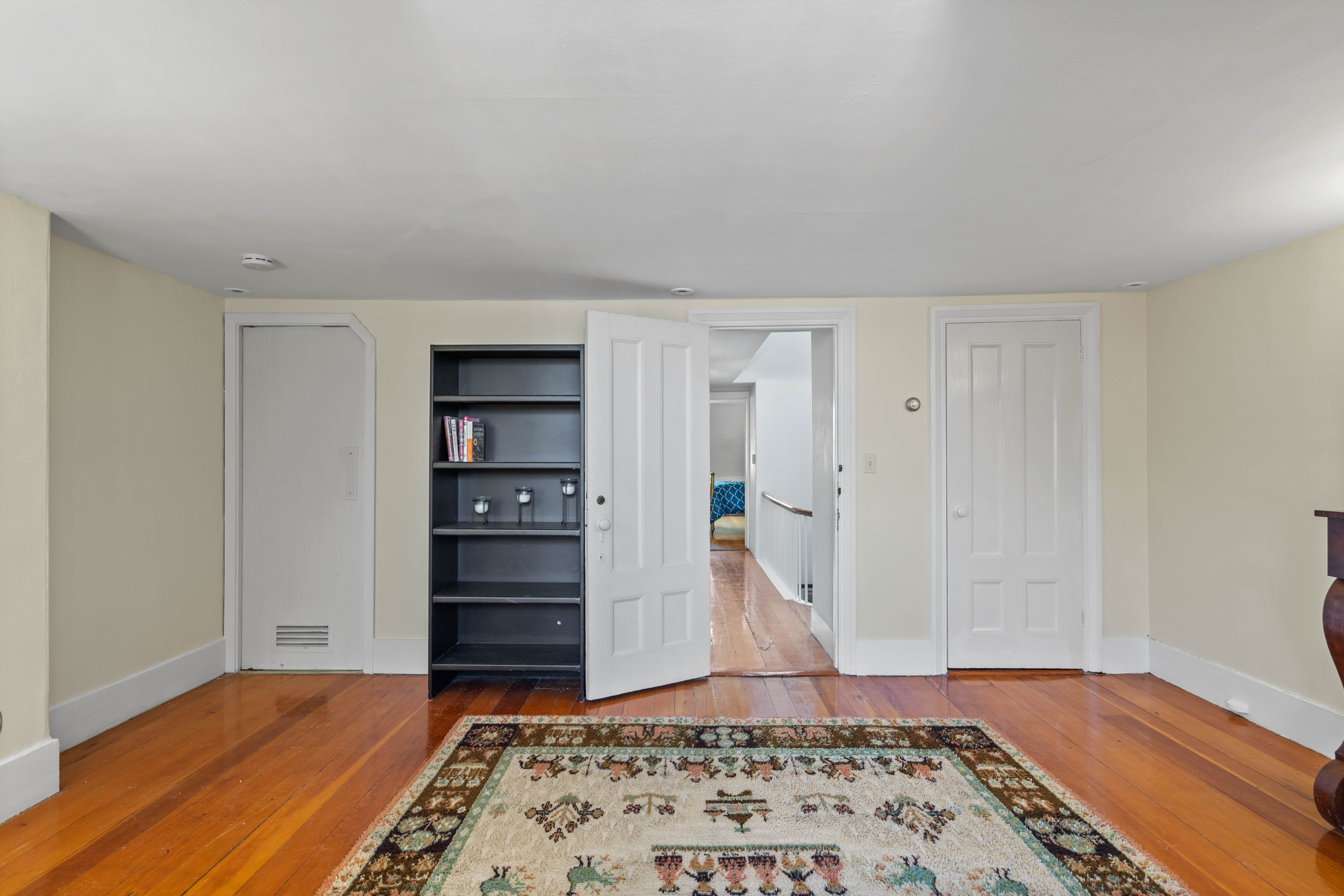 4 Louisburg Sq, Beacon Hill
