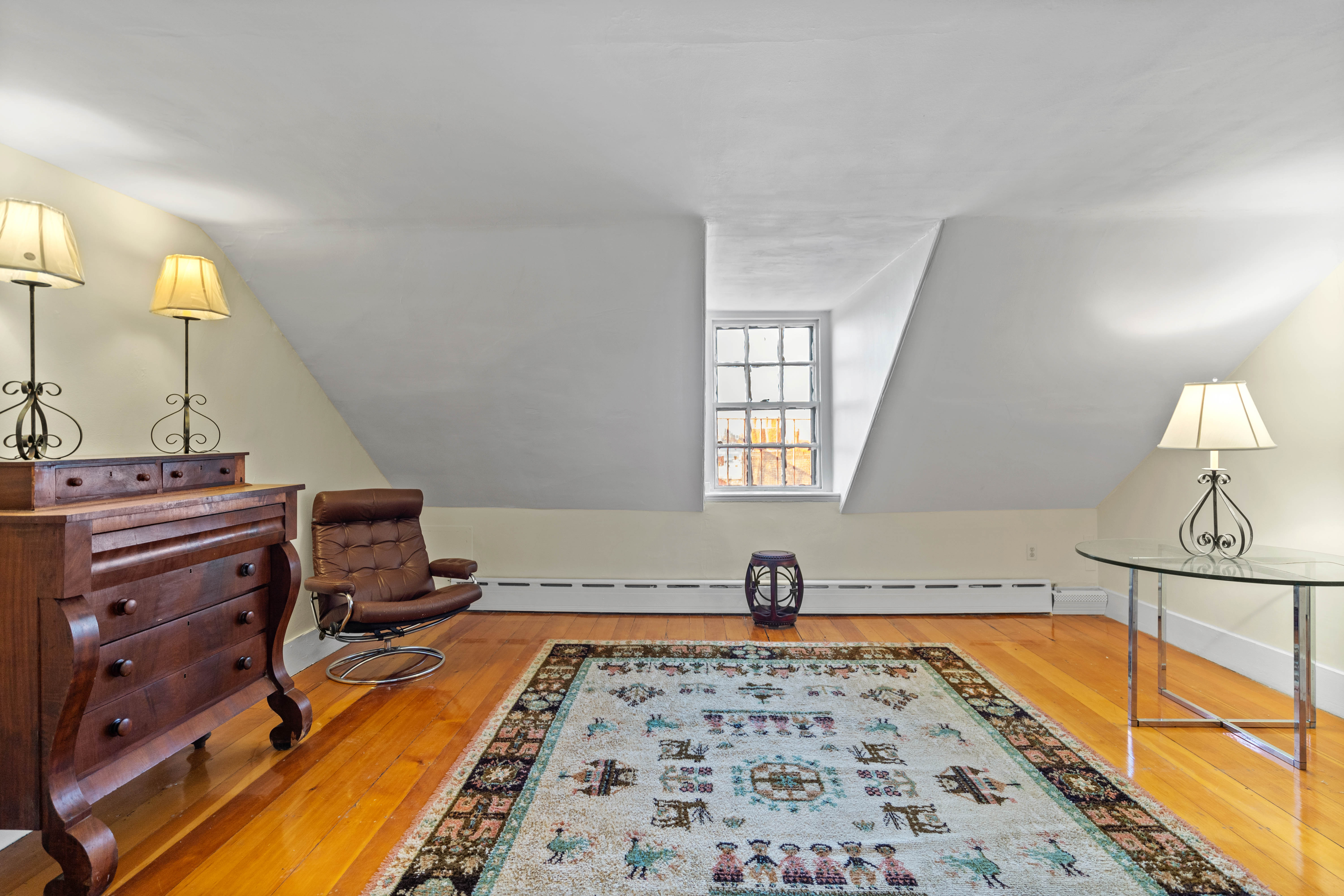4 Louisburg Sq, Beacon Hill