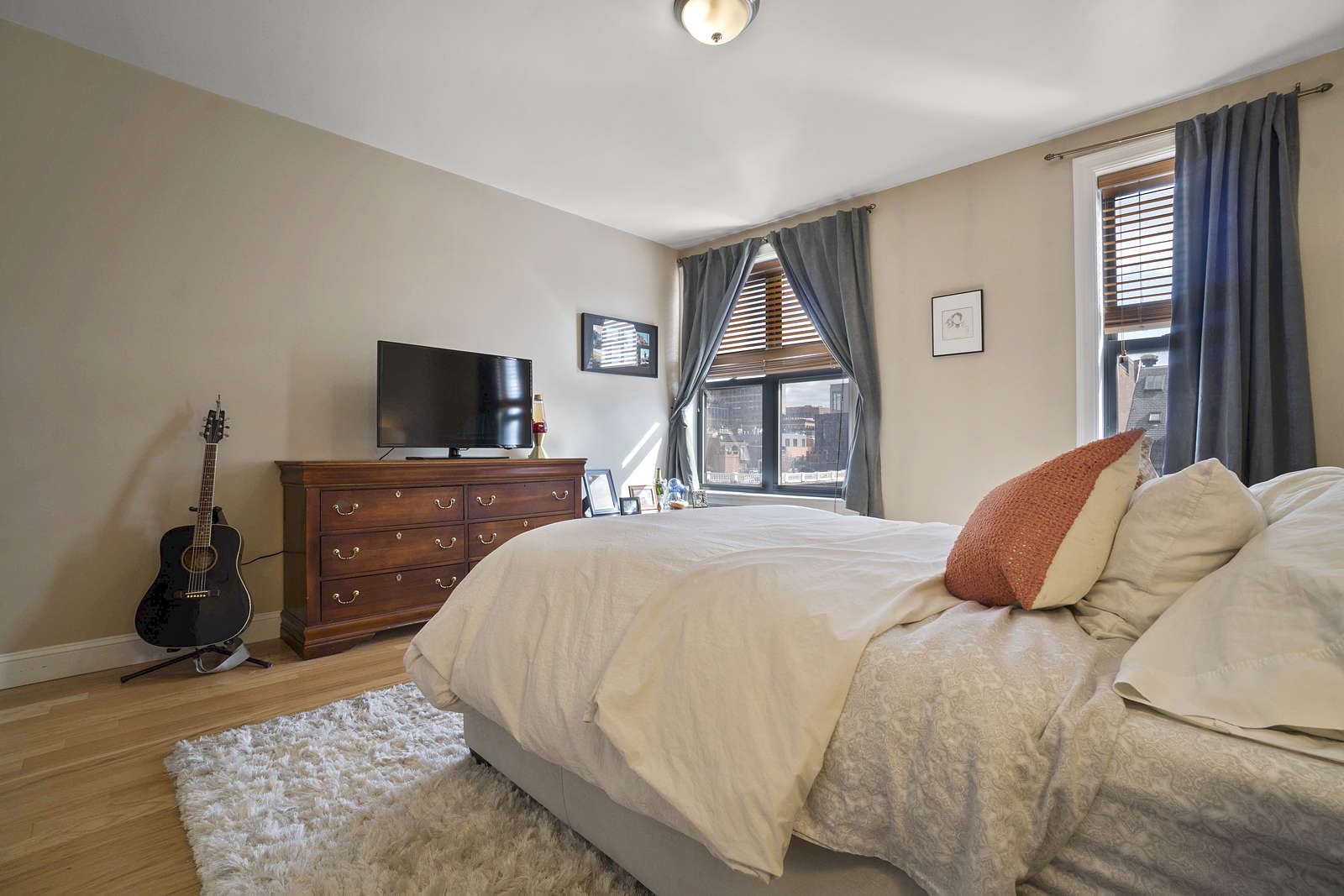 1723 Washington St, South End