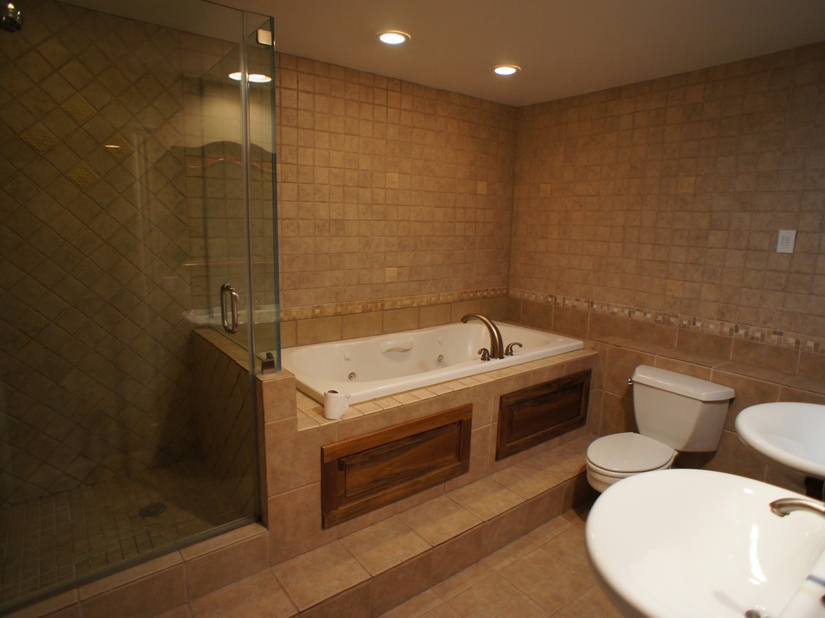 206 9th St, South Boston