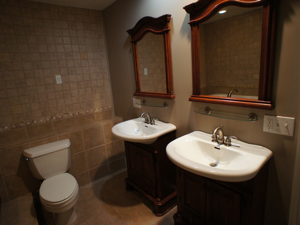 206 9th St, South Boston