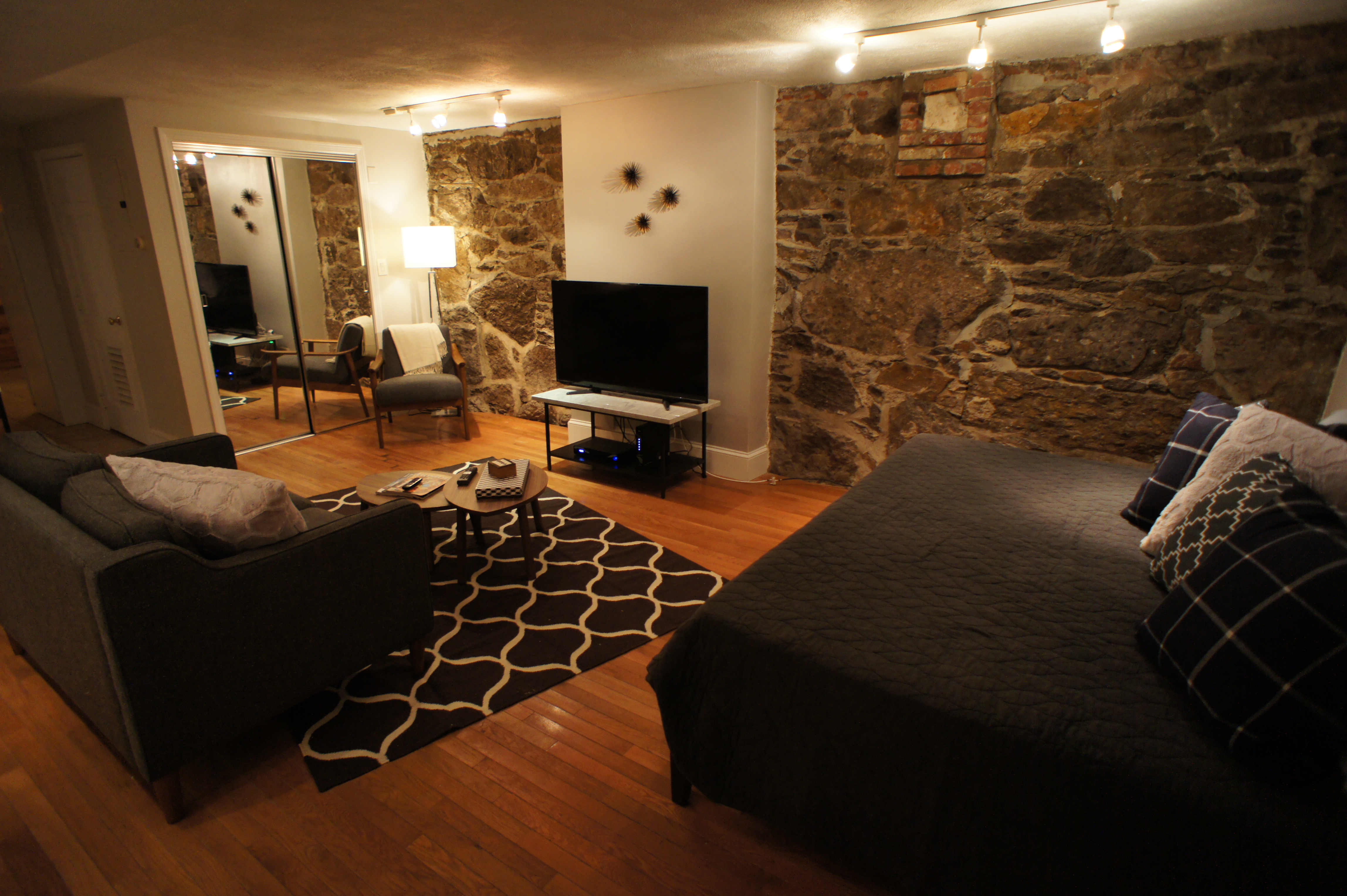 65 Dartmouth, South End