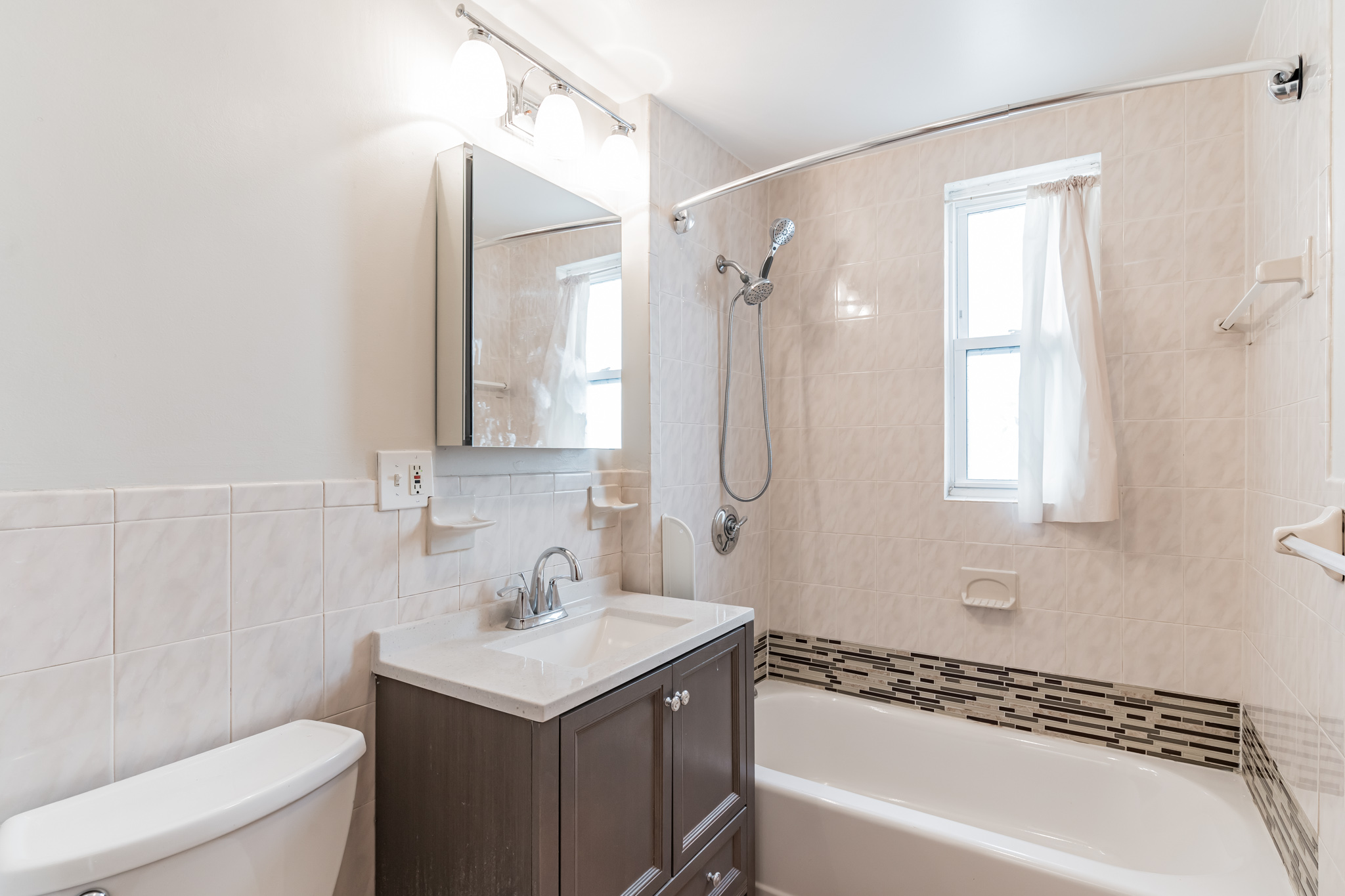 70 Greenfield Rd, Mattapan