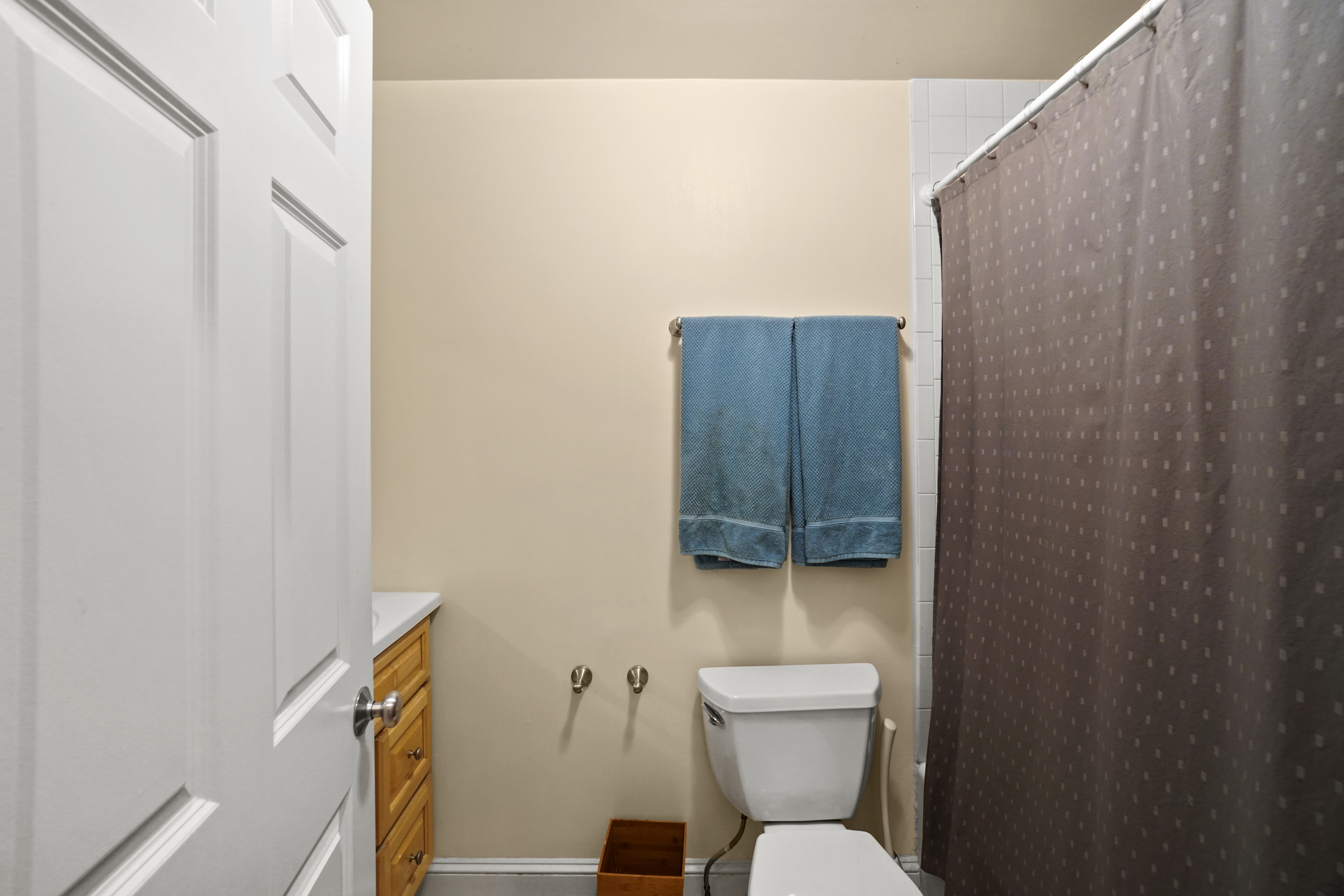 8 Howell, South Boston