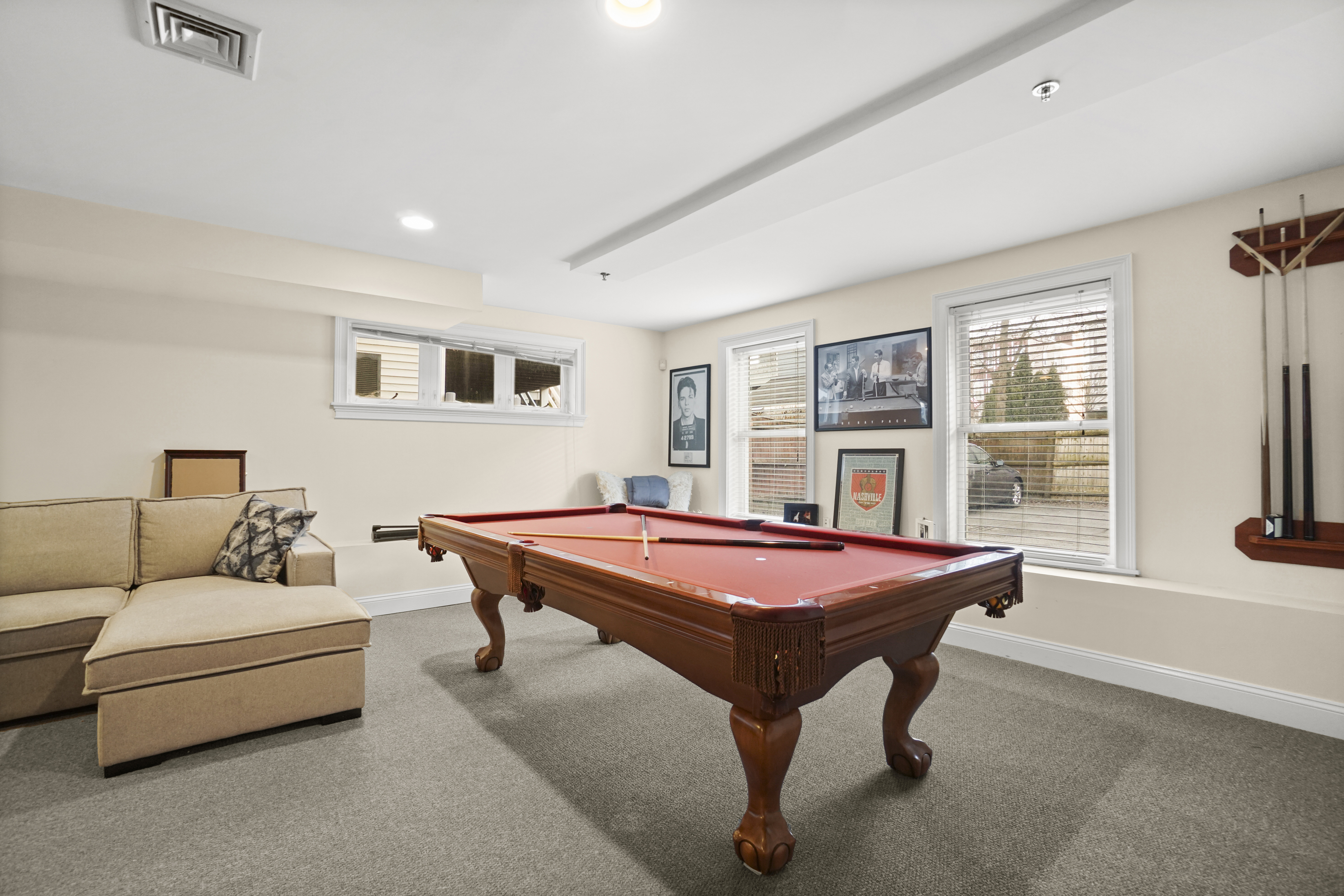 8 Howell, South Boston