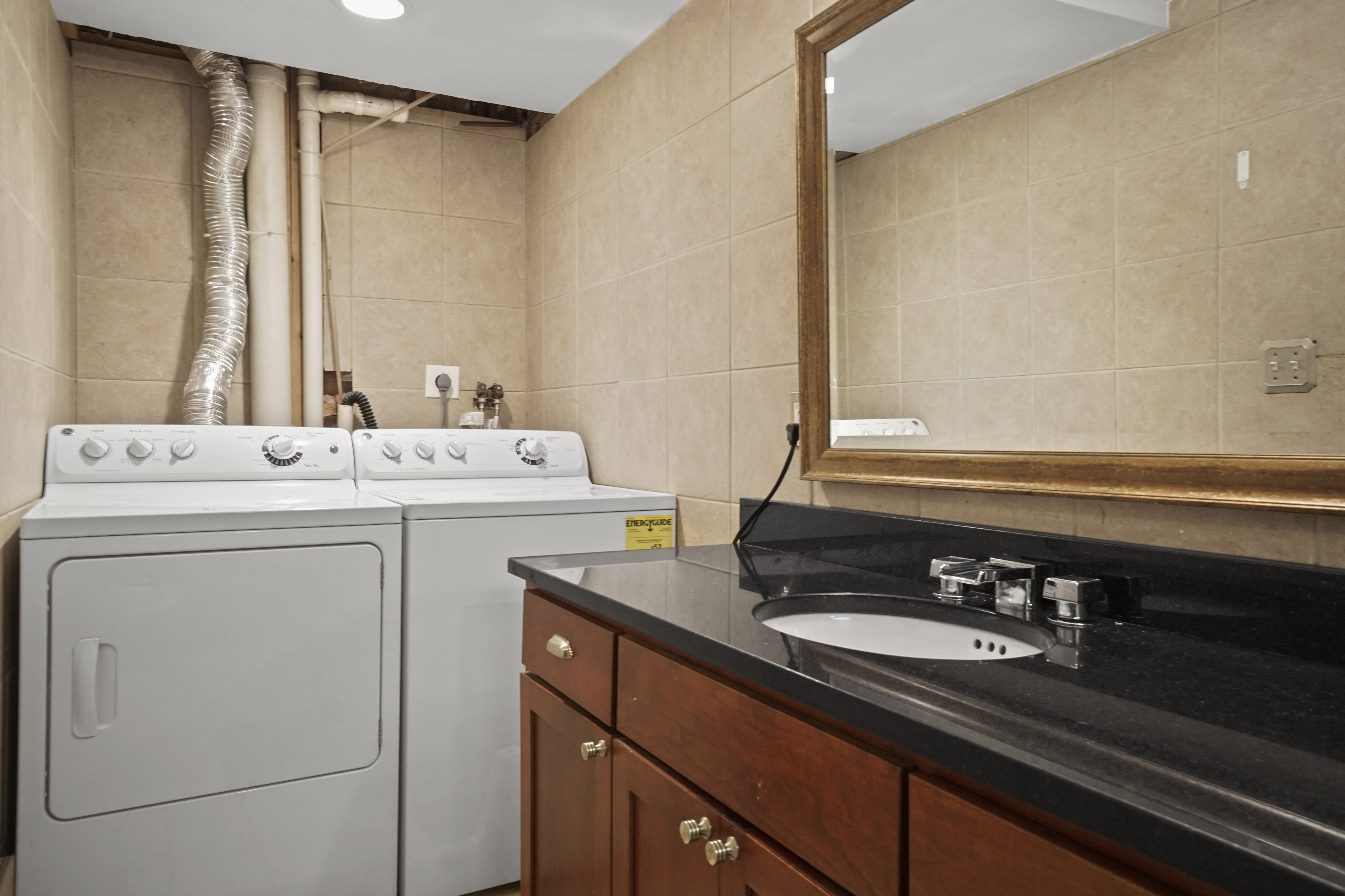 8 Howell, South Boston