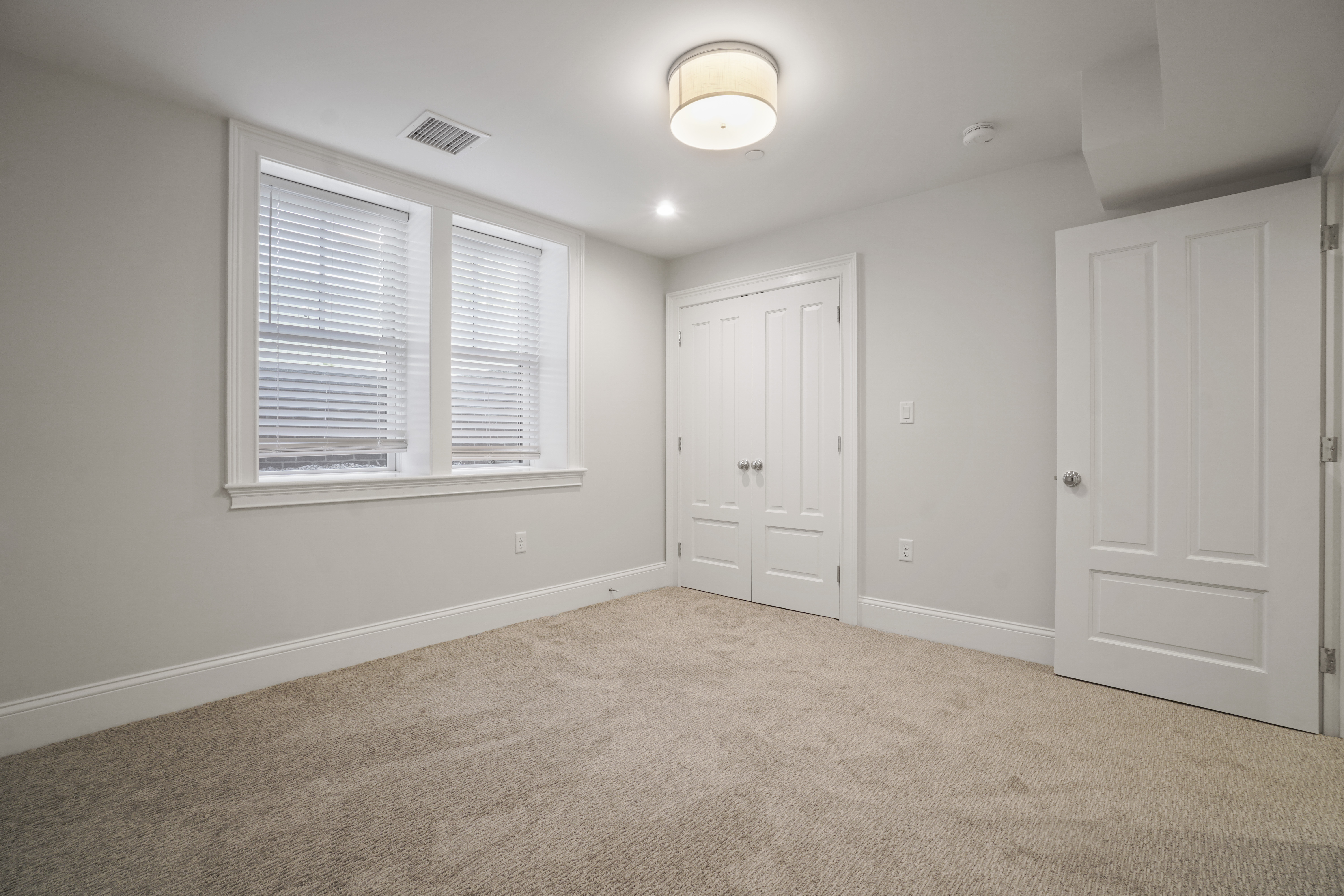 43 Essex St, Central Square