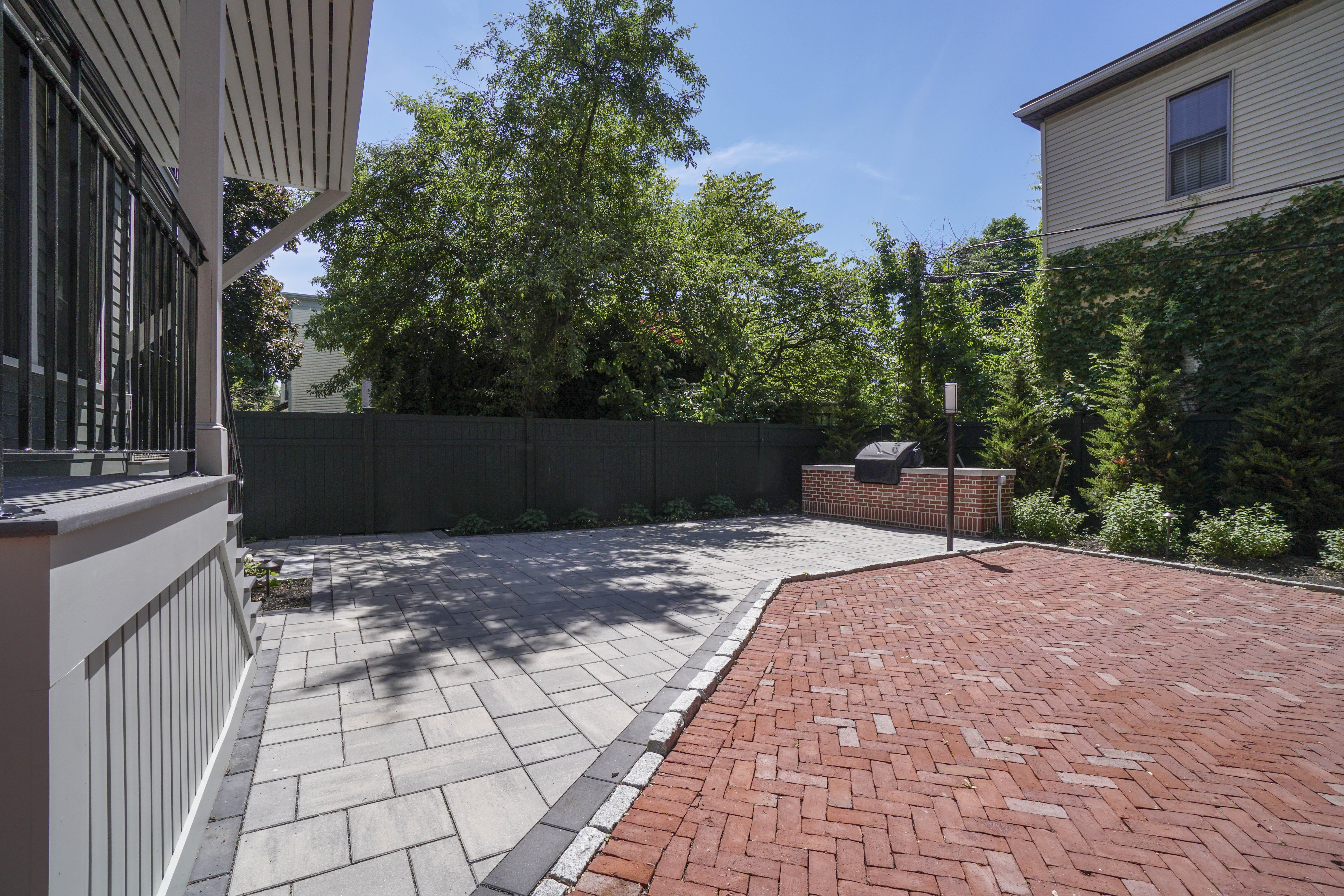 43 Essex St, Central Square