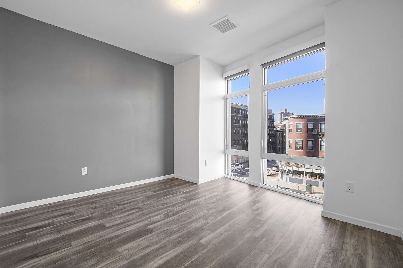 839 Beacon St, Fenway