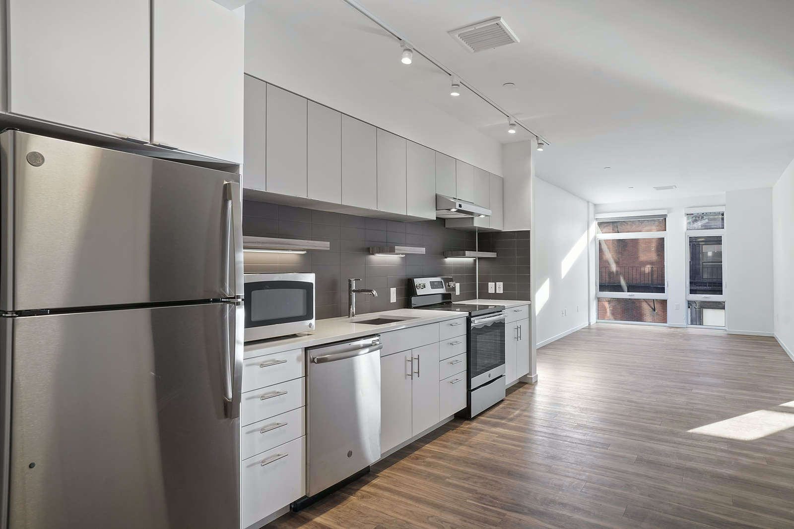 839 Beacon St, Fenway