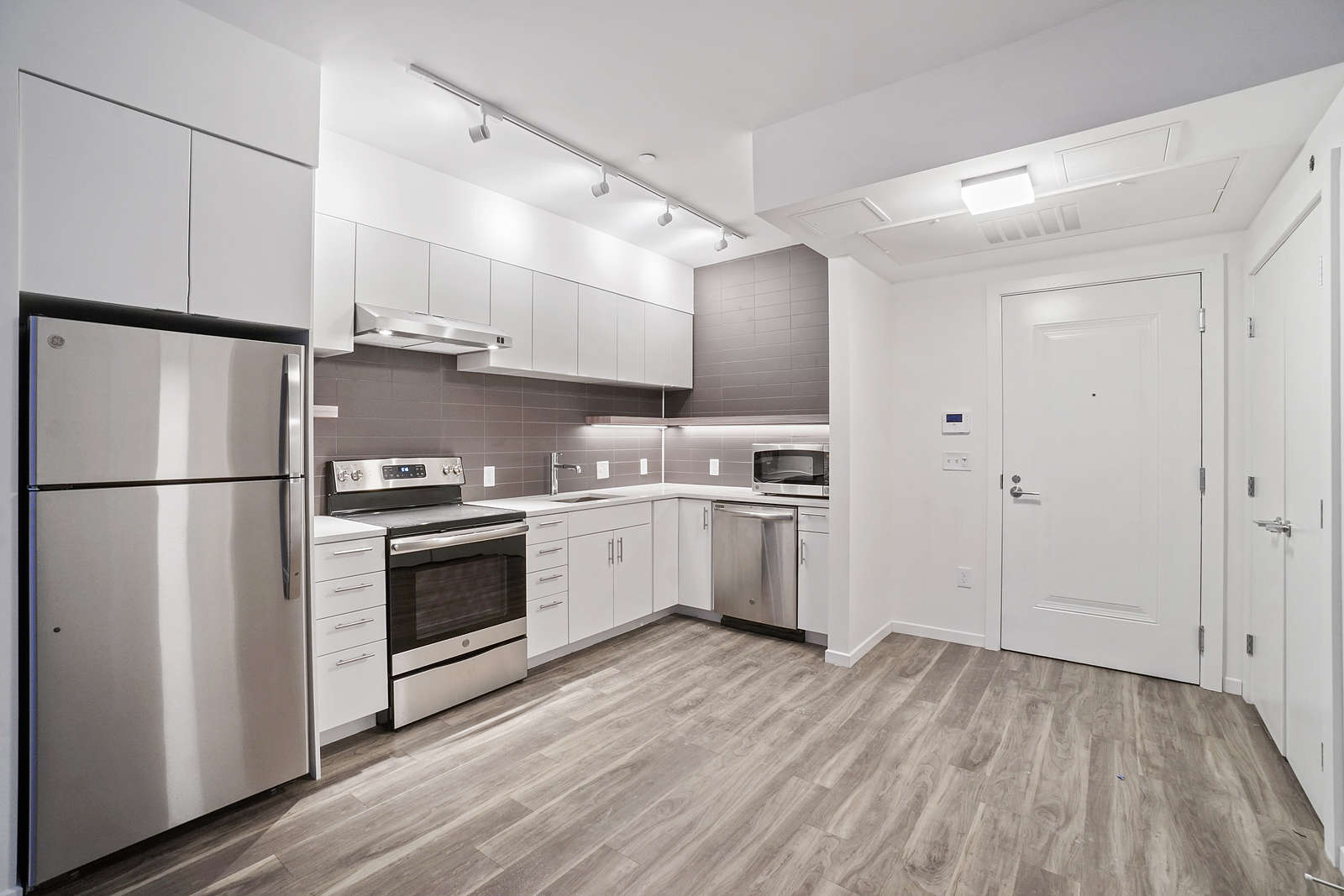 839 Beacon St, Fenway