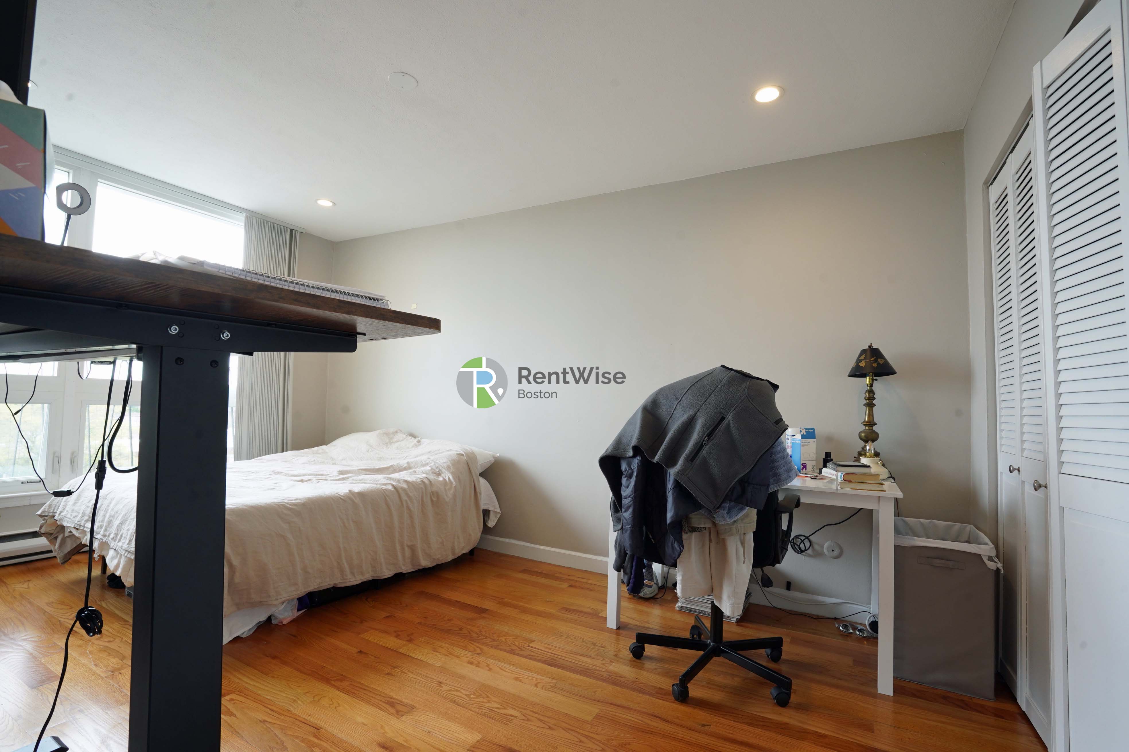 1200 Commonwealth Ave, Brighton