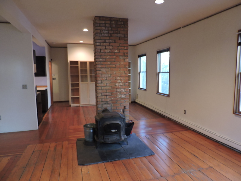 54 Howard St, Central Square