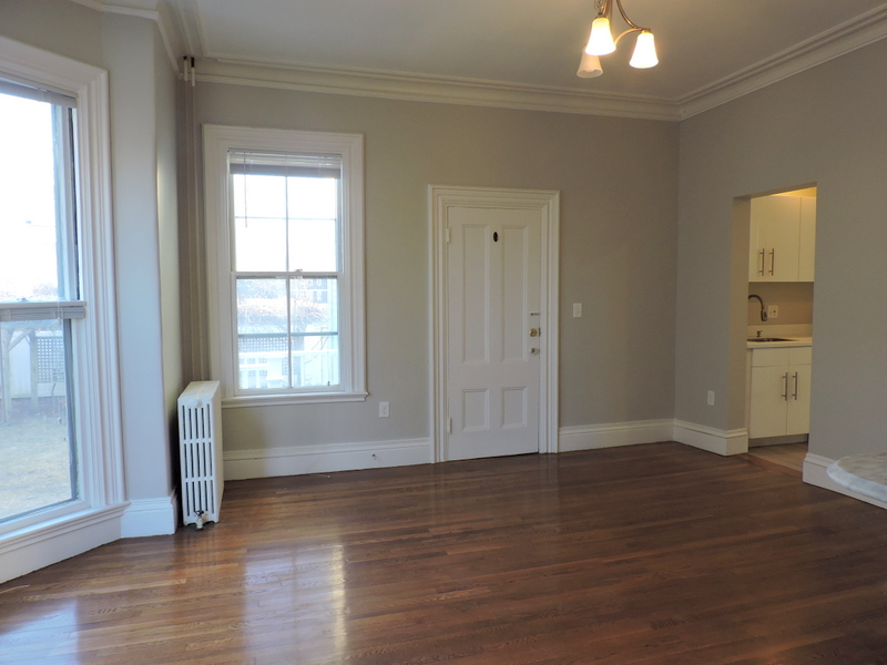 14 Pleasant St, Central Square