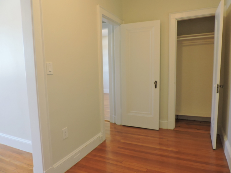 353 Harvard St, Harvard Square