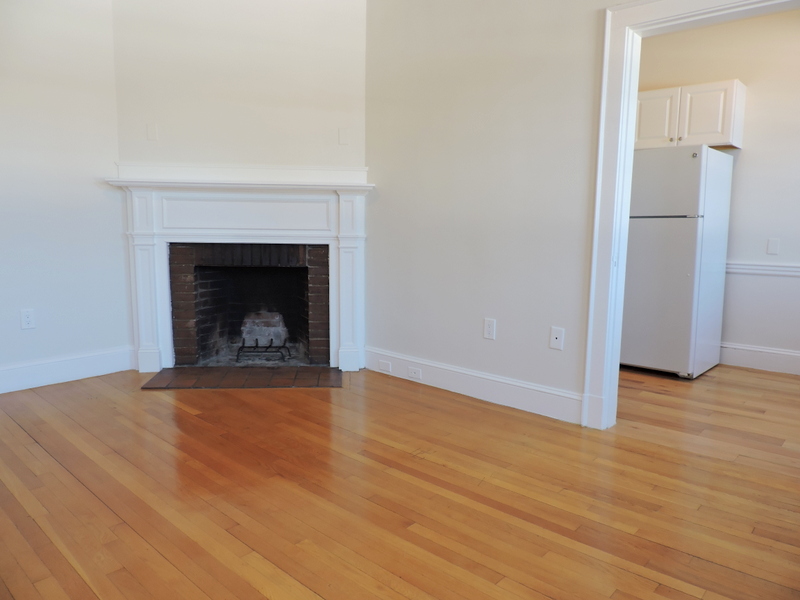 353 Harvard St, Harvard Square