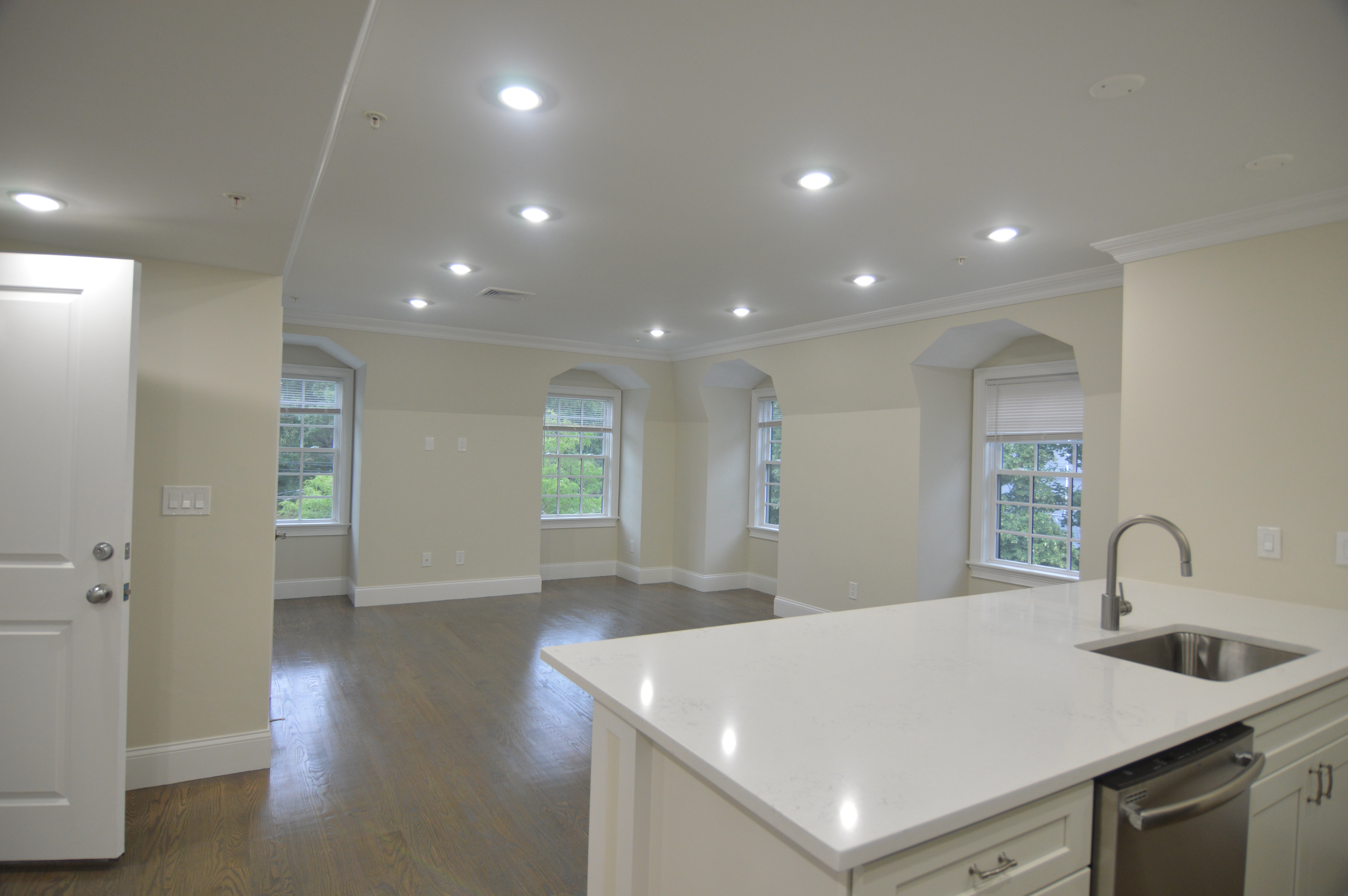 56 Cedar St, Roxbury