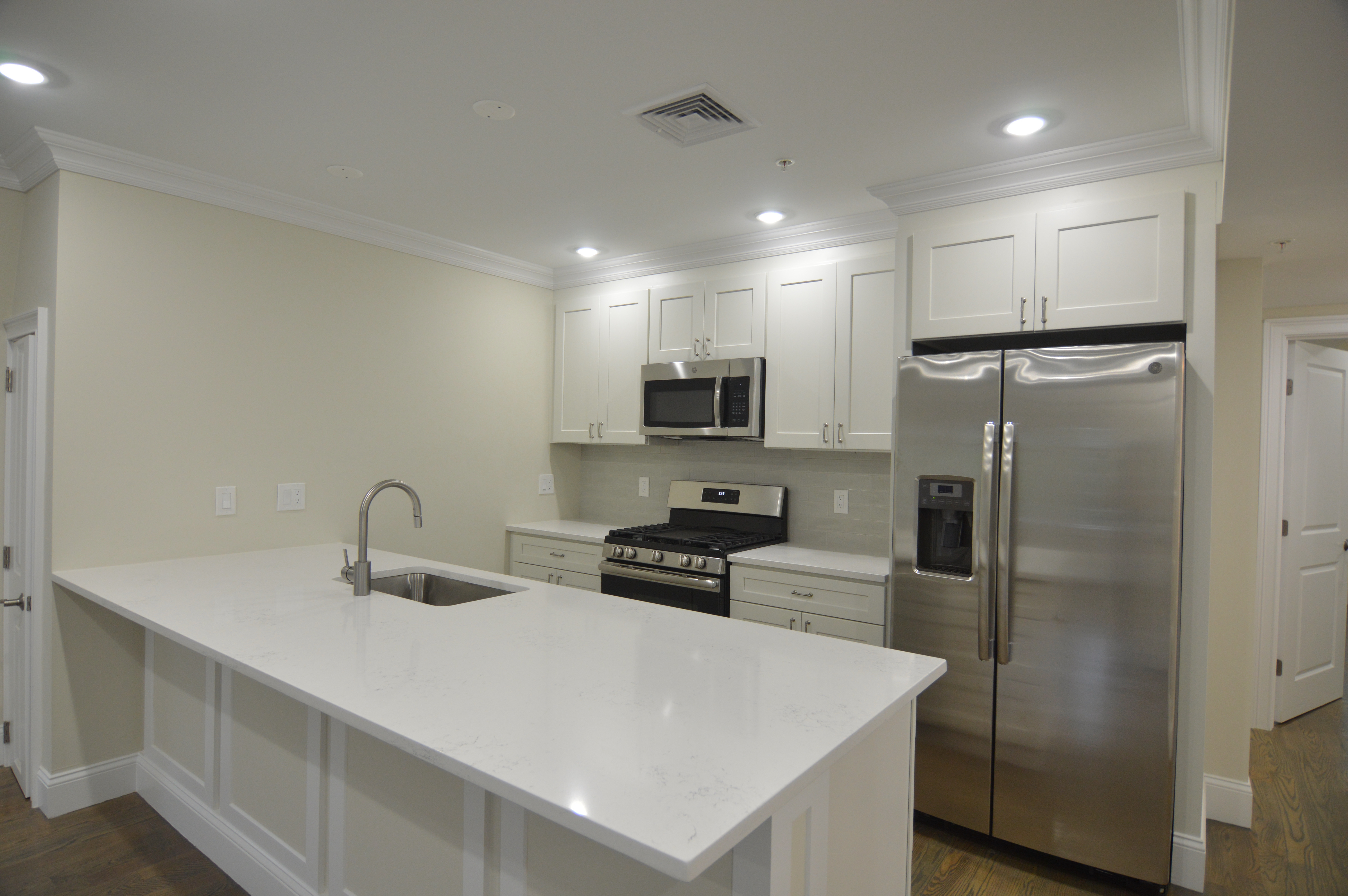 56 Cedar St, Roxbury