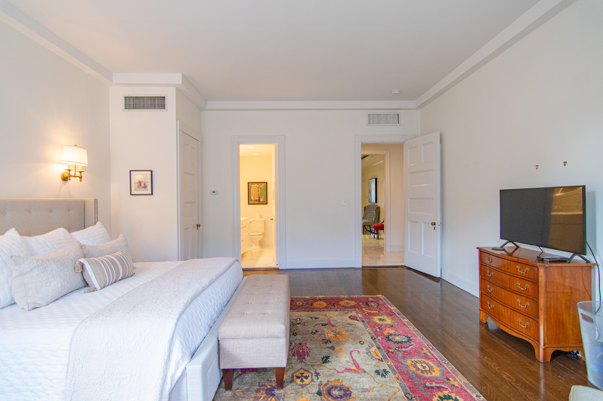 166 Beacon St, Back Bay