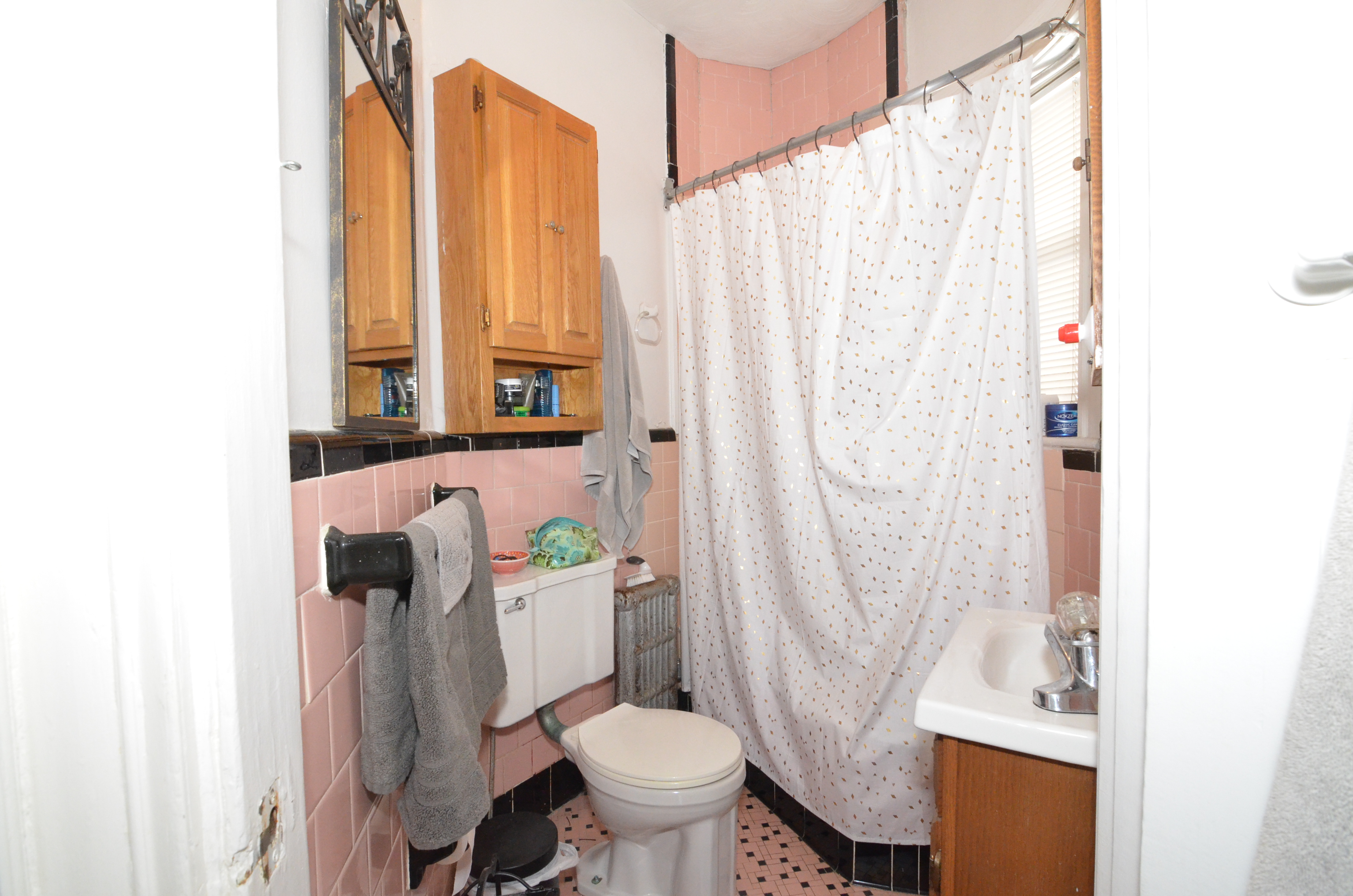 690 Washington, Washington Square