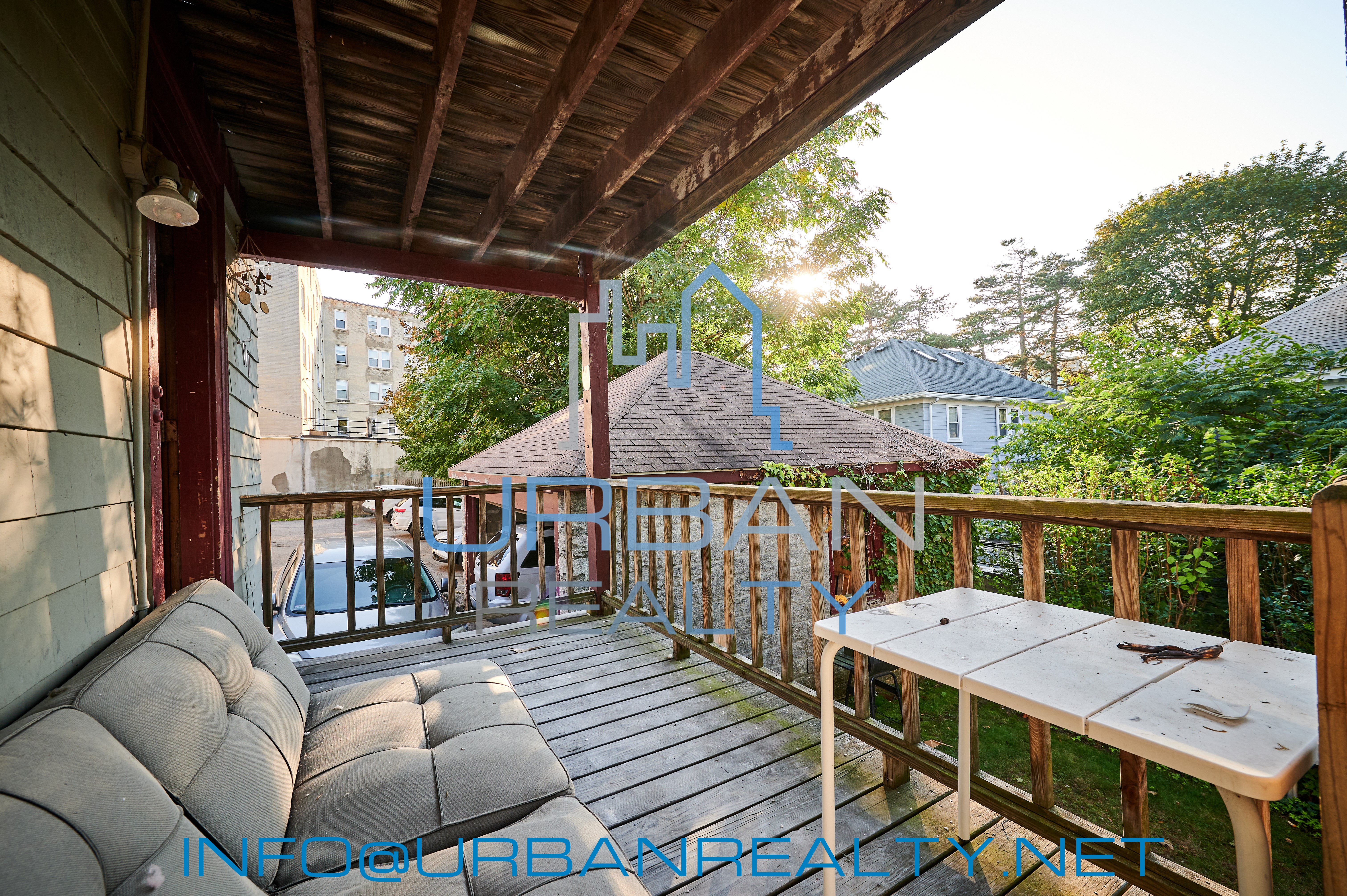 16 Gerald Rd, Brighton