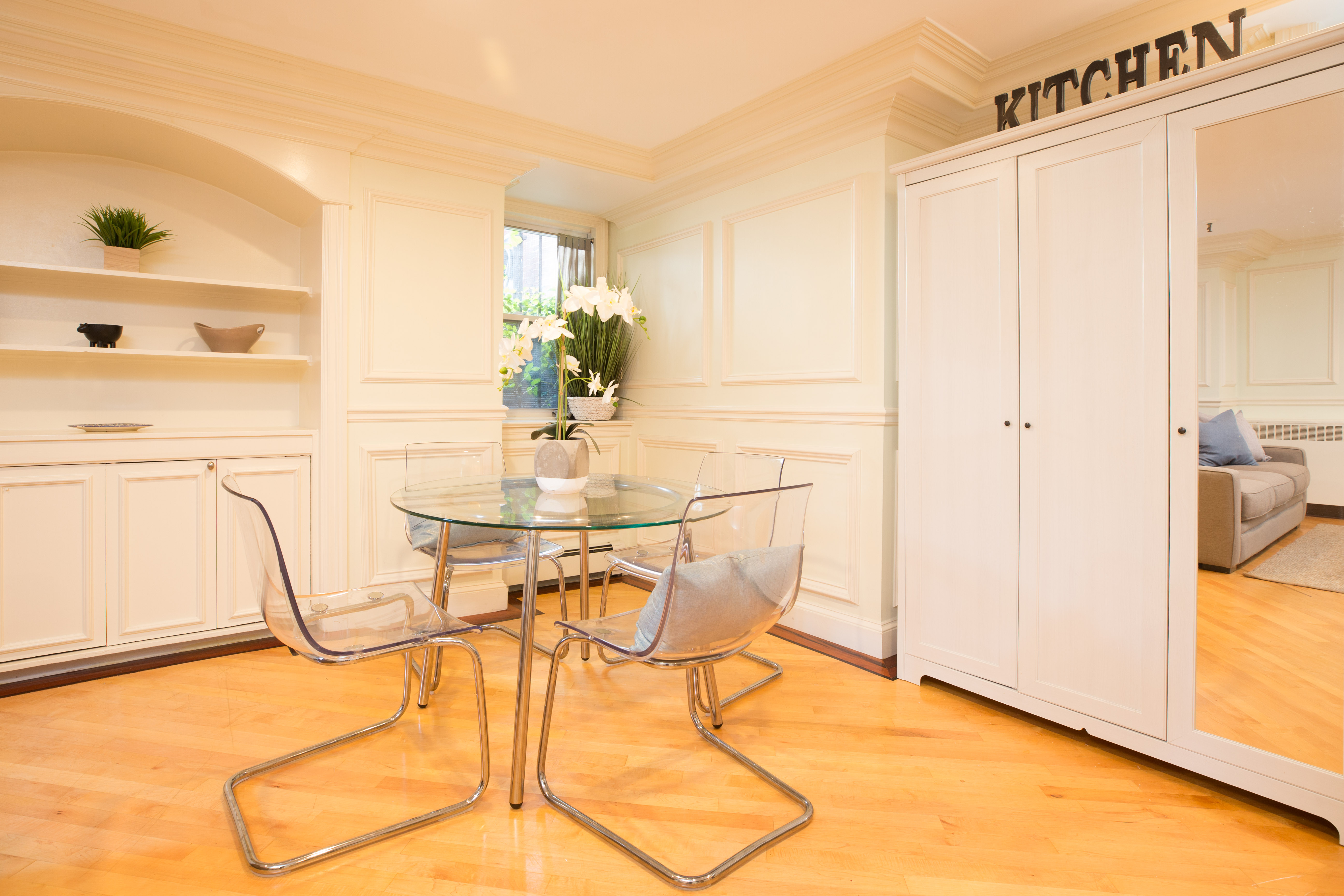 20 Gloucester St, Back Bay