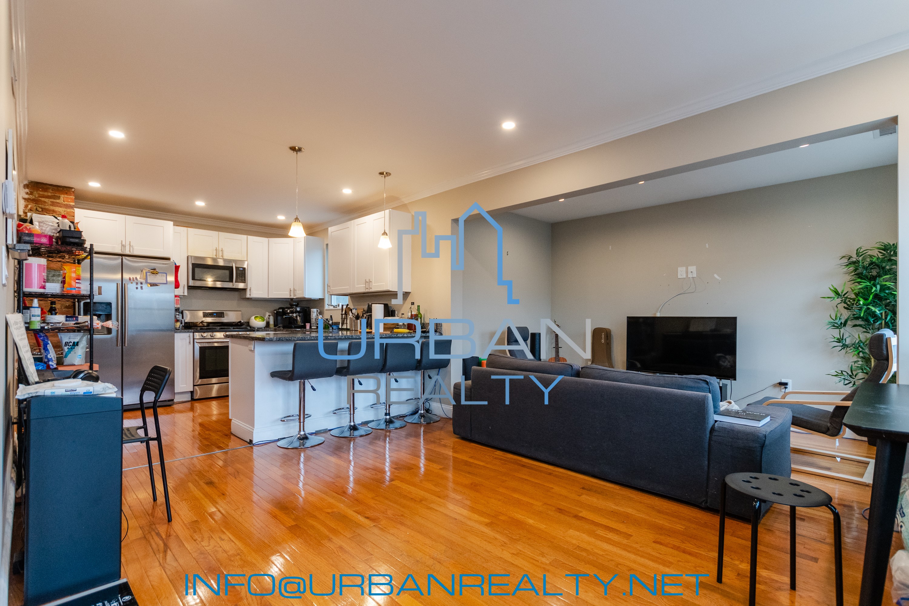 107 Kenrick St, Brighton