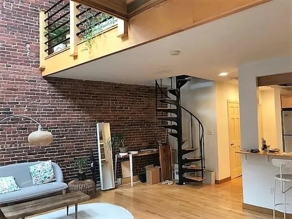 287 Hanover St, North End