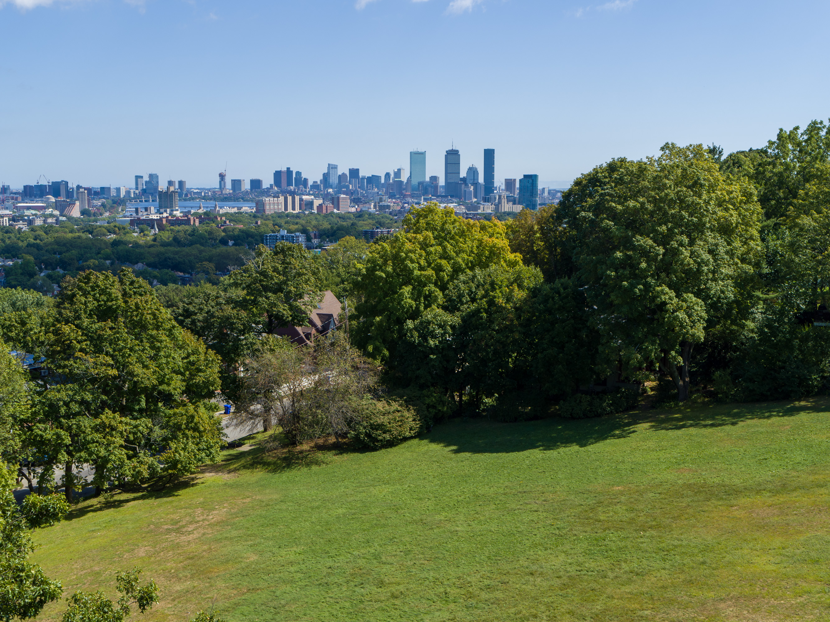 329 Summit Ave, Brighton