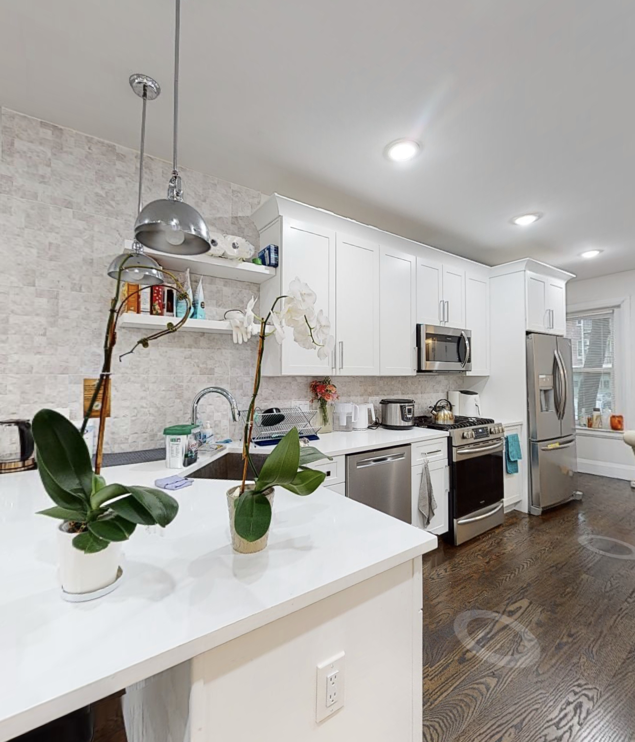 7 Strathmore Rd, Washington Square