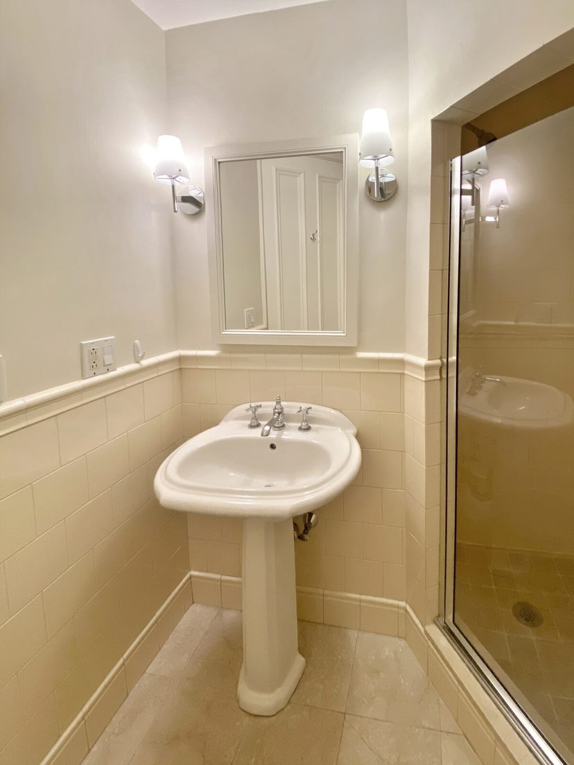 80 Marlborough St, Back Bay