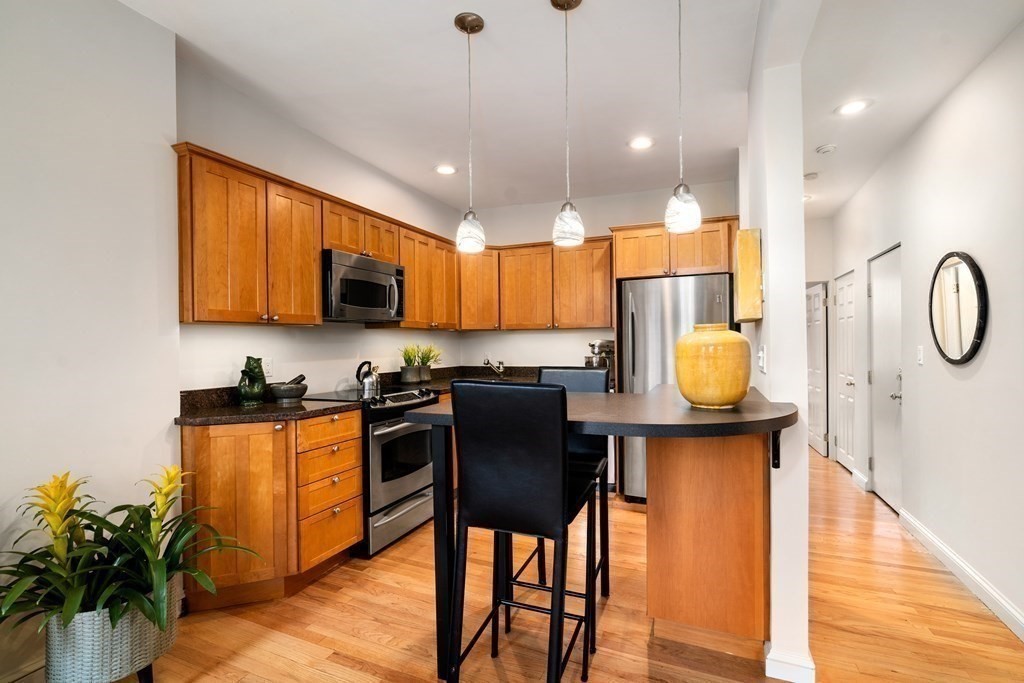 469 Shawmut Ave, South End