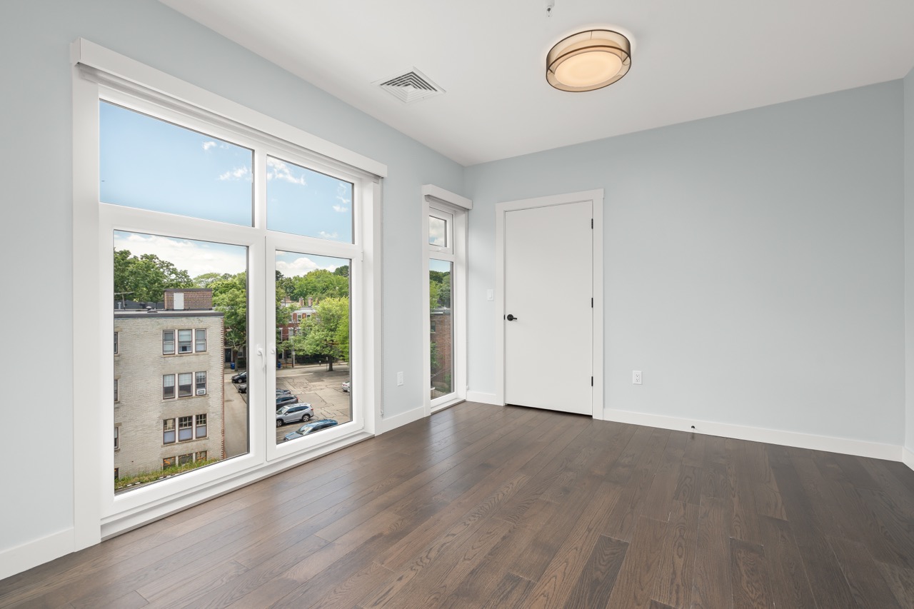 54 Auburn St, Coolidge Corner