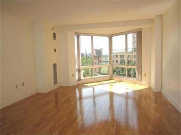 75 Cambridge Pkwy, East Cambridge