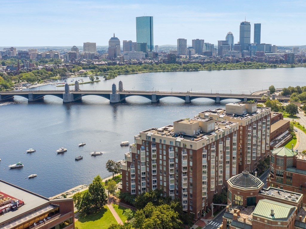 75 Cambridge Pkwy, East Cambridge