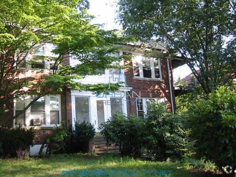 1778 Commonwealth Ave, Brighton