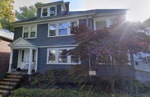 21 Greycliff Rd, Brighton