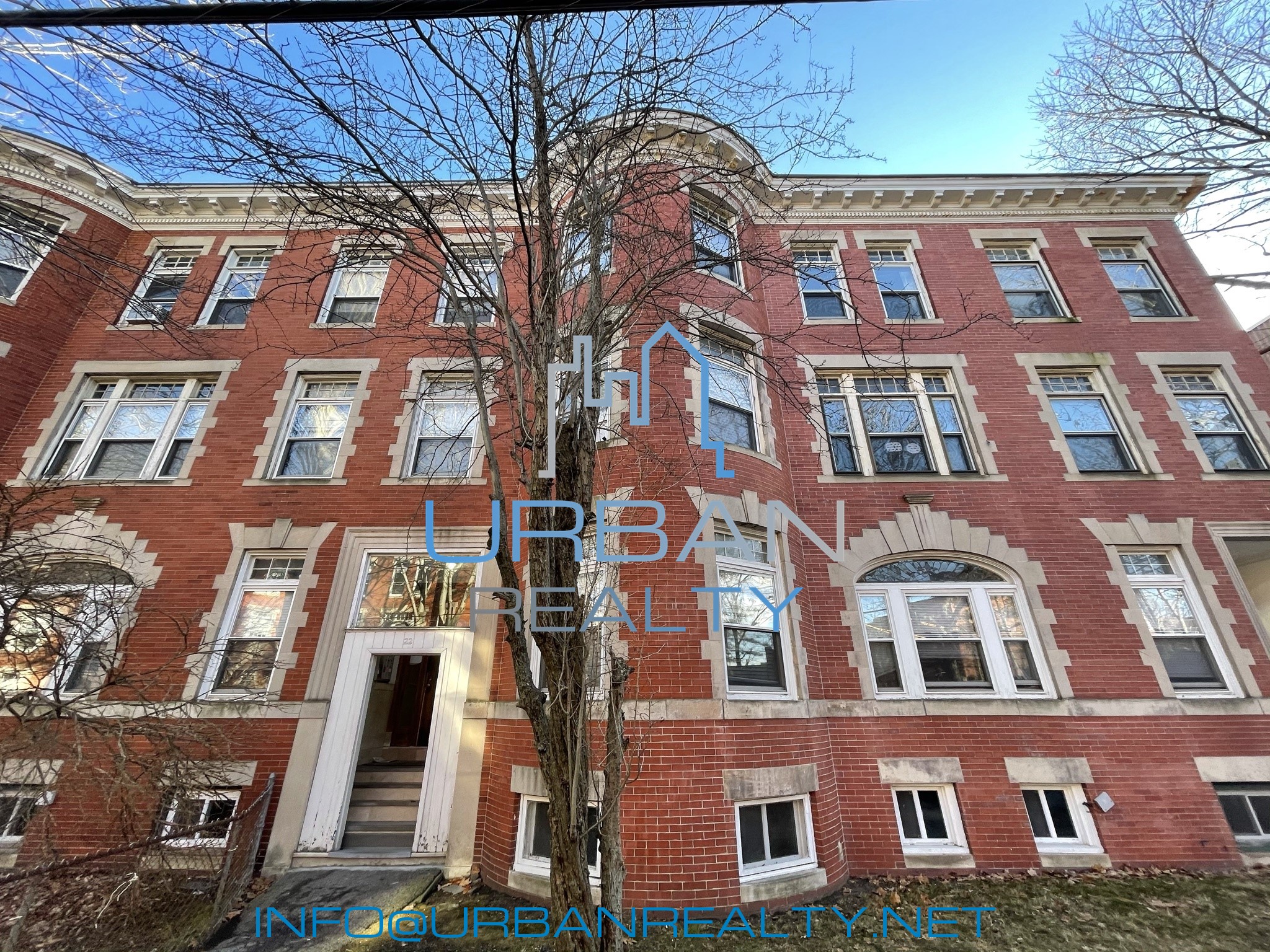 24 Strathmore Rd, Washington Square