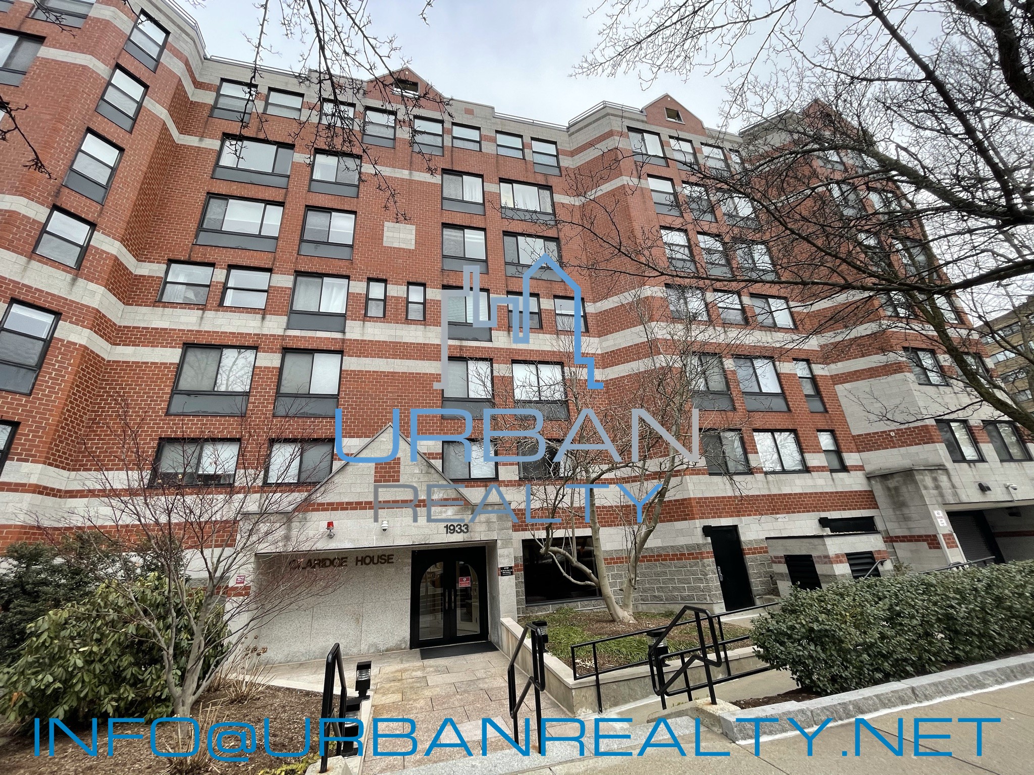 1933 Commonwealth Ave, Brighton