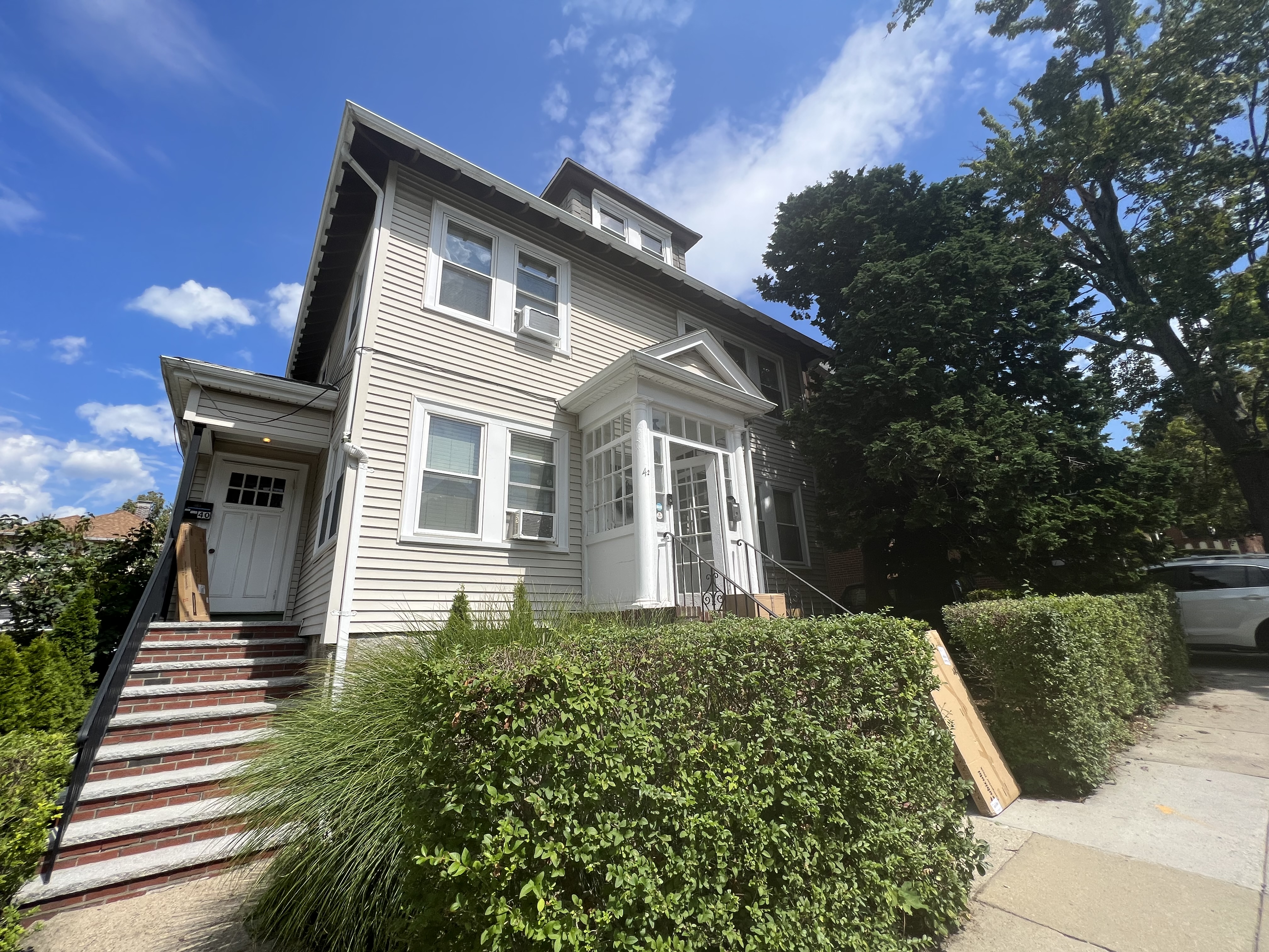 42 Kirkwood Rd, Brighton