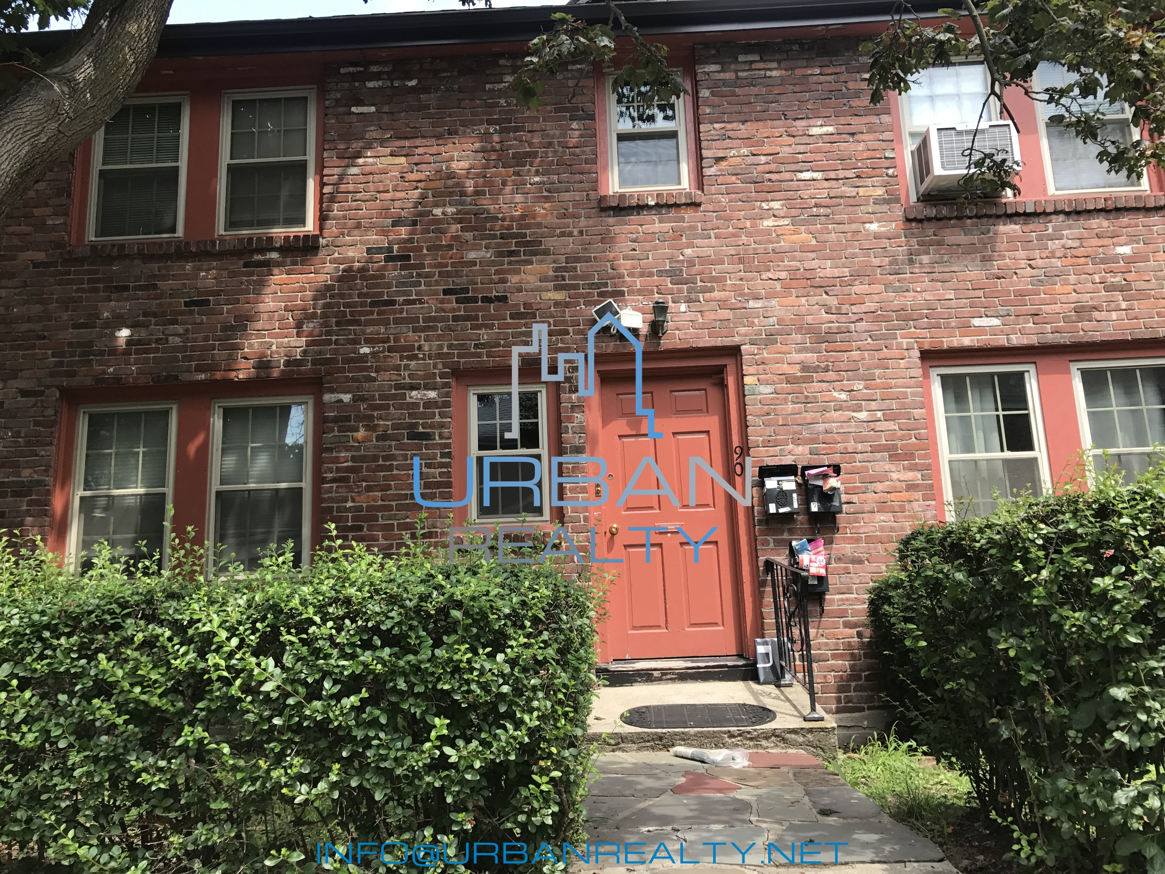 90 Undine Rd, Brighton