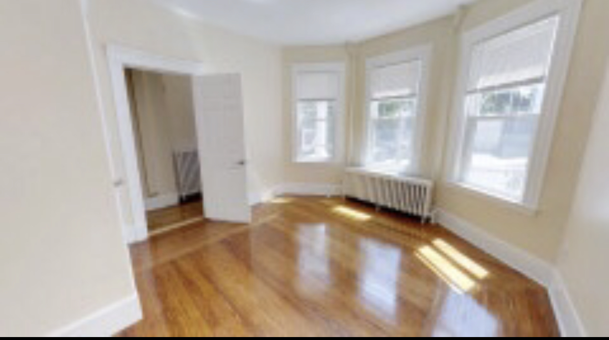 17 Dow St, West Somerville