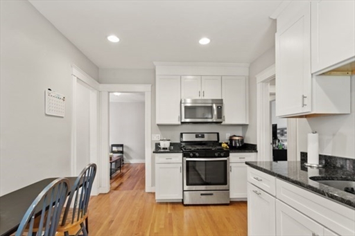 9 Bailey St, Dorchester