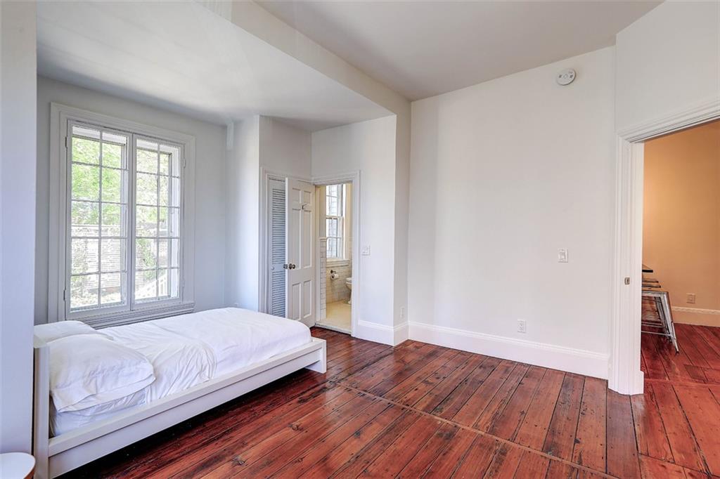 22 Halsey St, College Hill