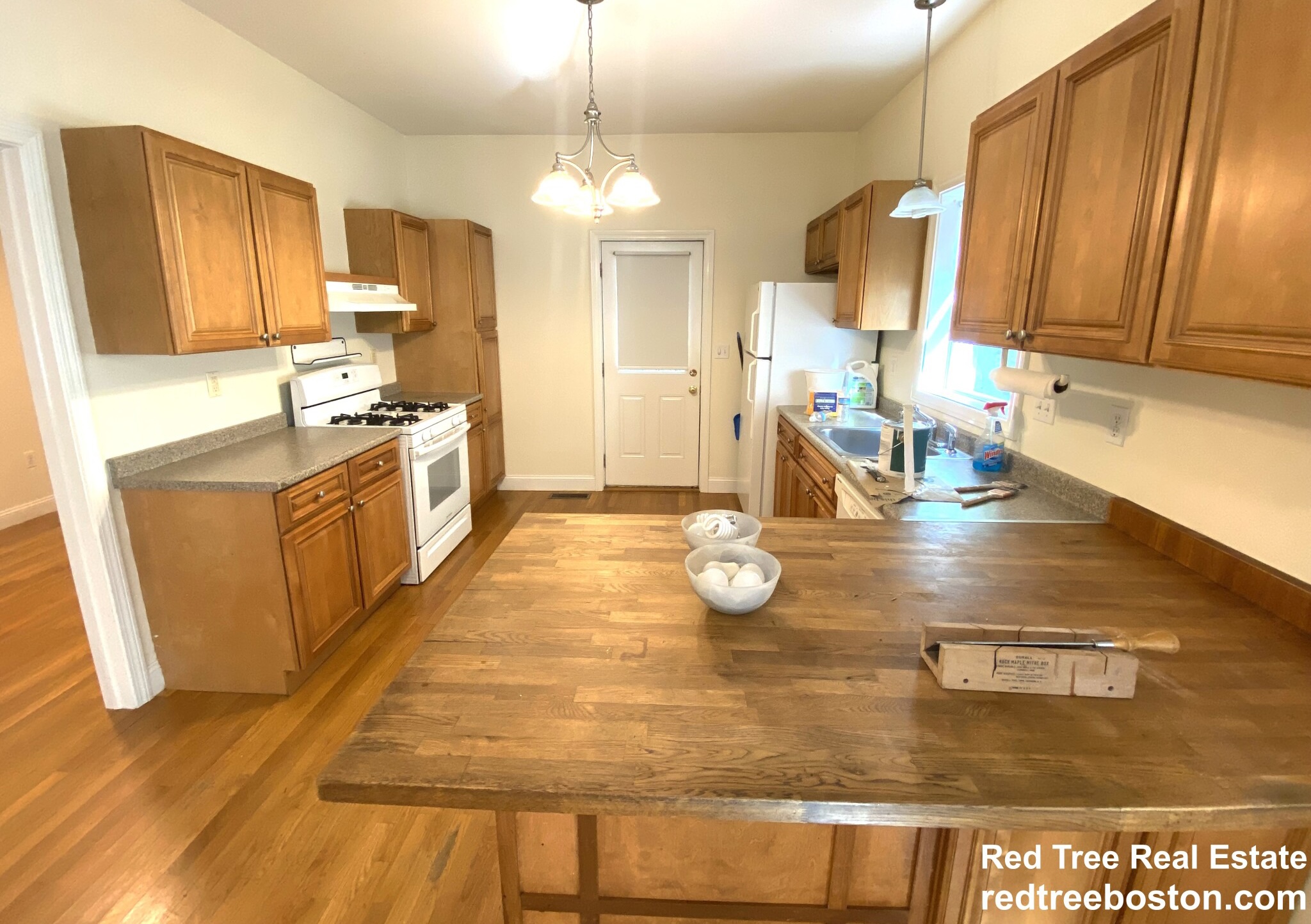 20 Clarendon St, Watertown