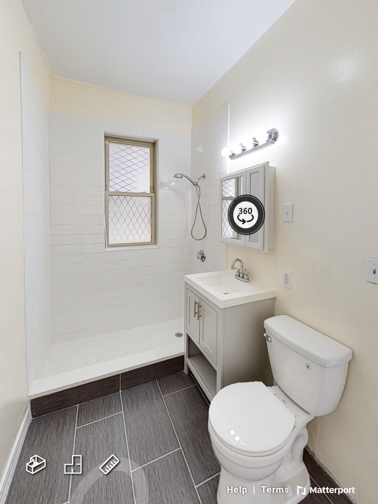 879 Beacon St, Fenway