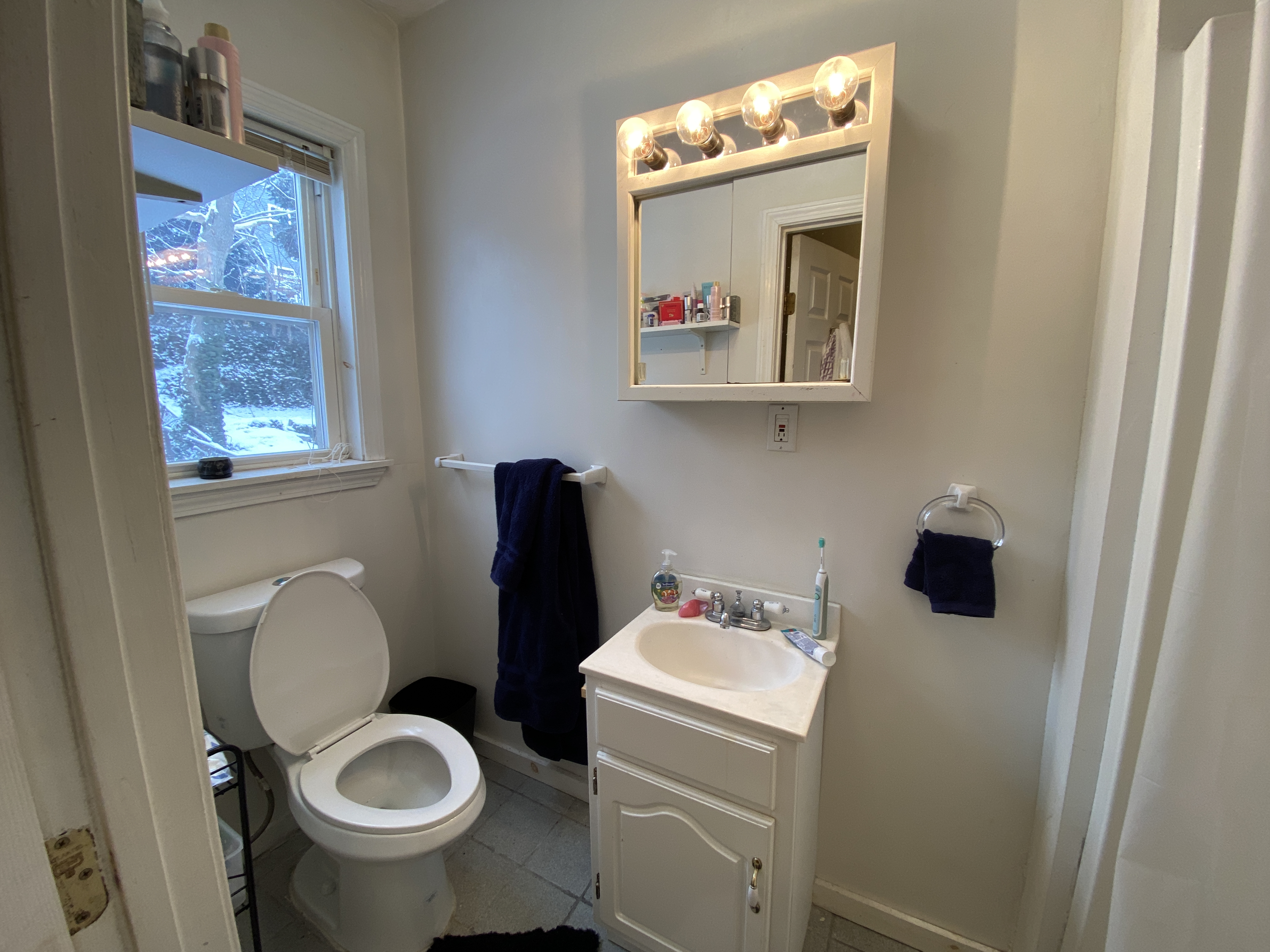 37 Cameron Ave, Teele Square