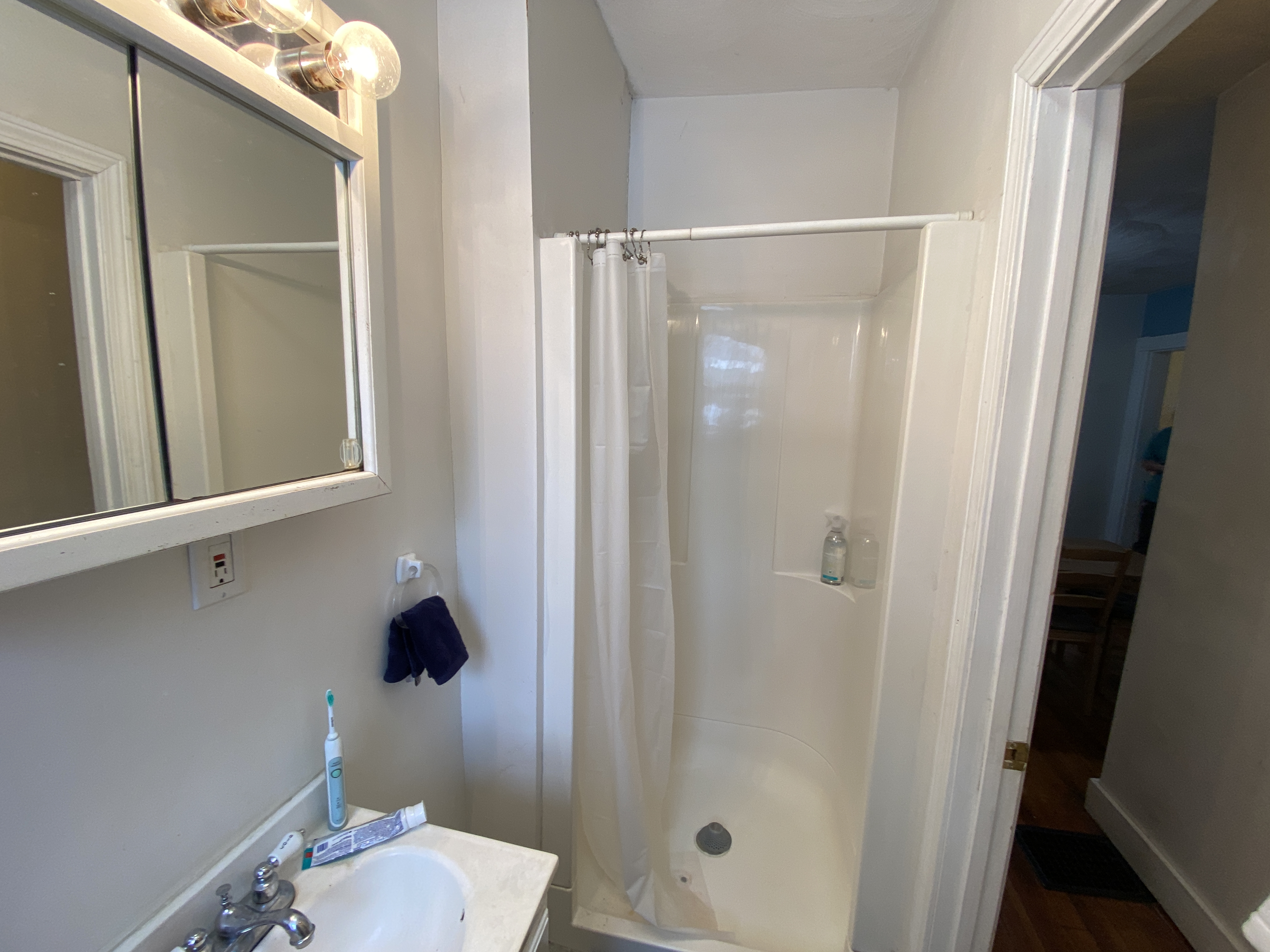 37 Cameron Ave, Teele Square